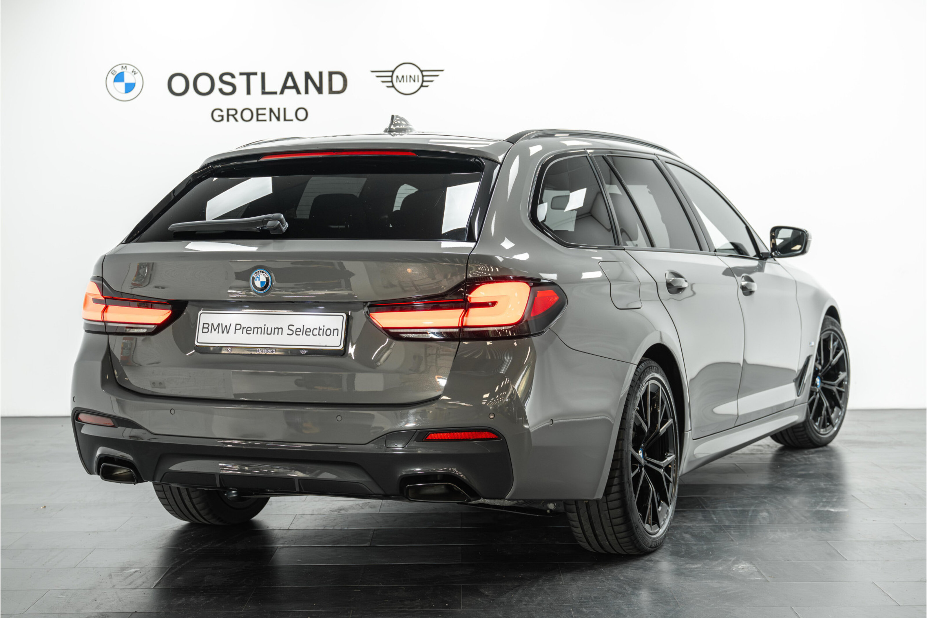 BMW 5 Serie Touring 520e High Executive M Sport Automaat