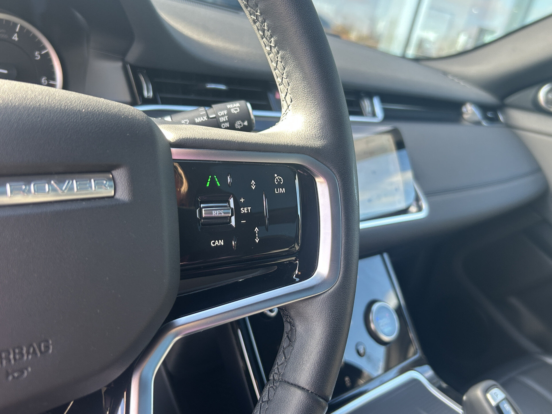 Land Rover Range Rover Evoque P300e 309pk AWD SE - Afbeelding 4