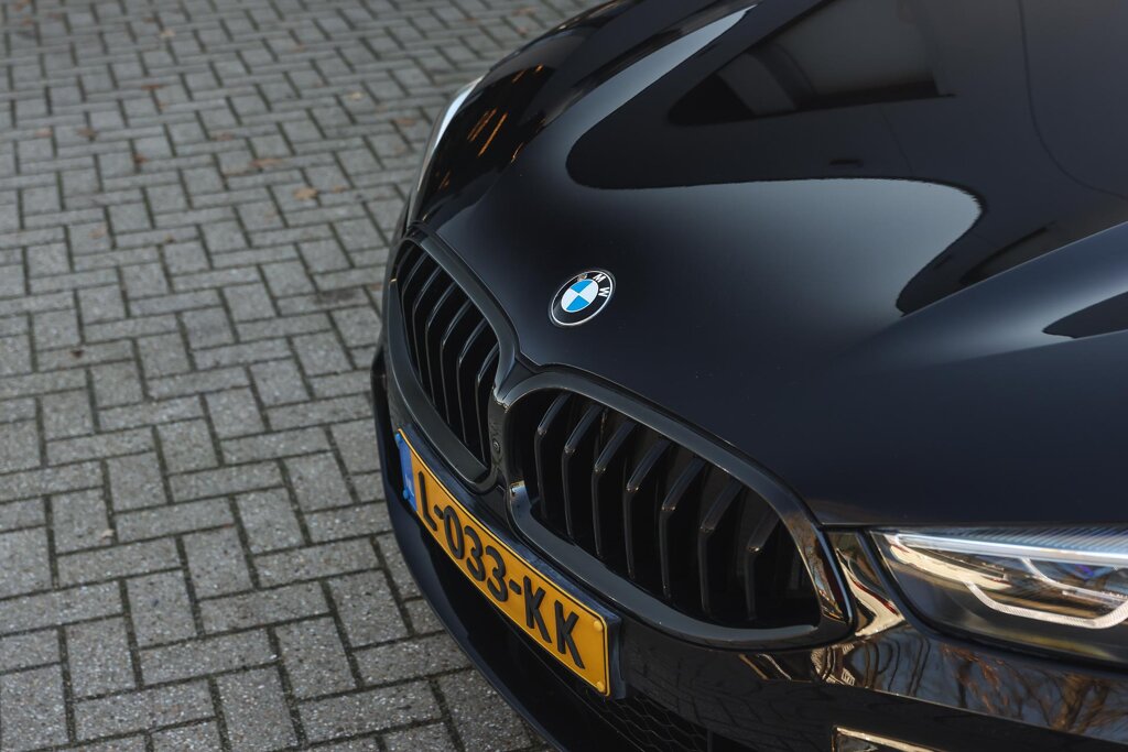 BMW 8 Serie 32
