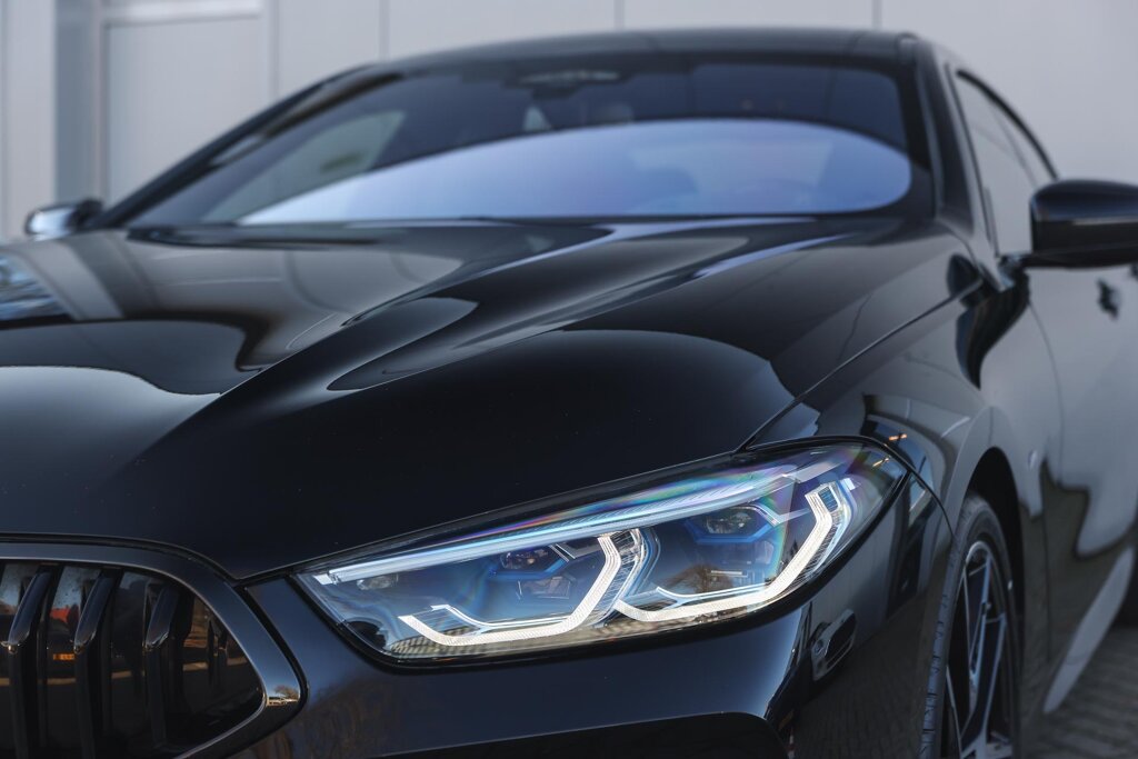 BMW 8 Serie 33