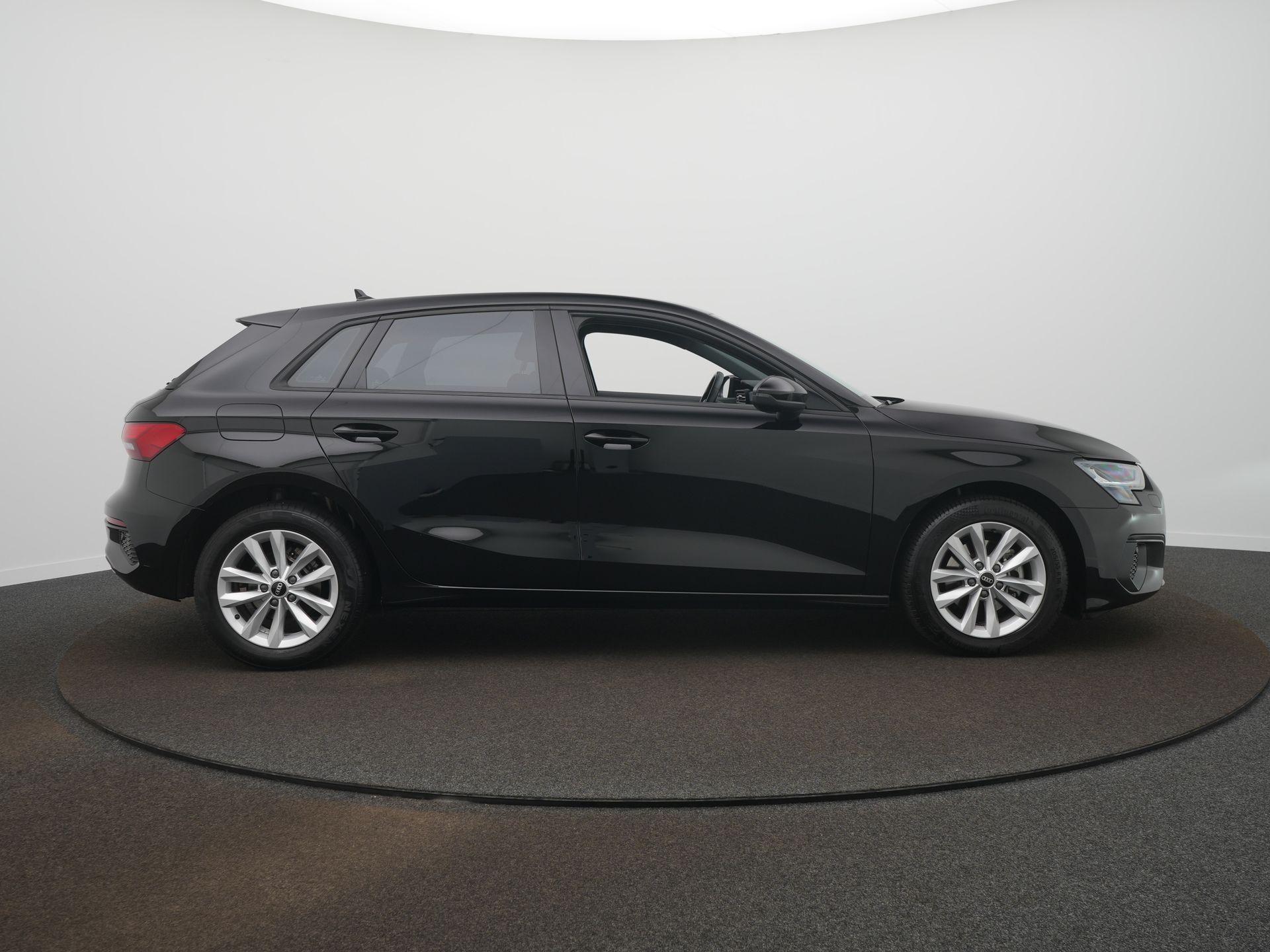 Audi A3 Sportback 30 TFSI Pro Line - Afbeelding 4