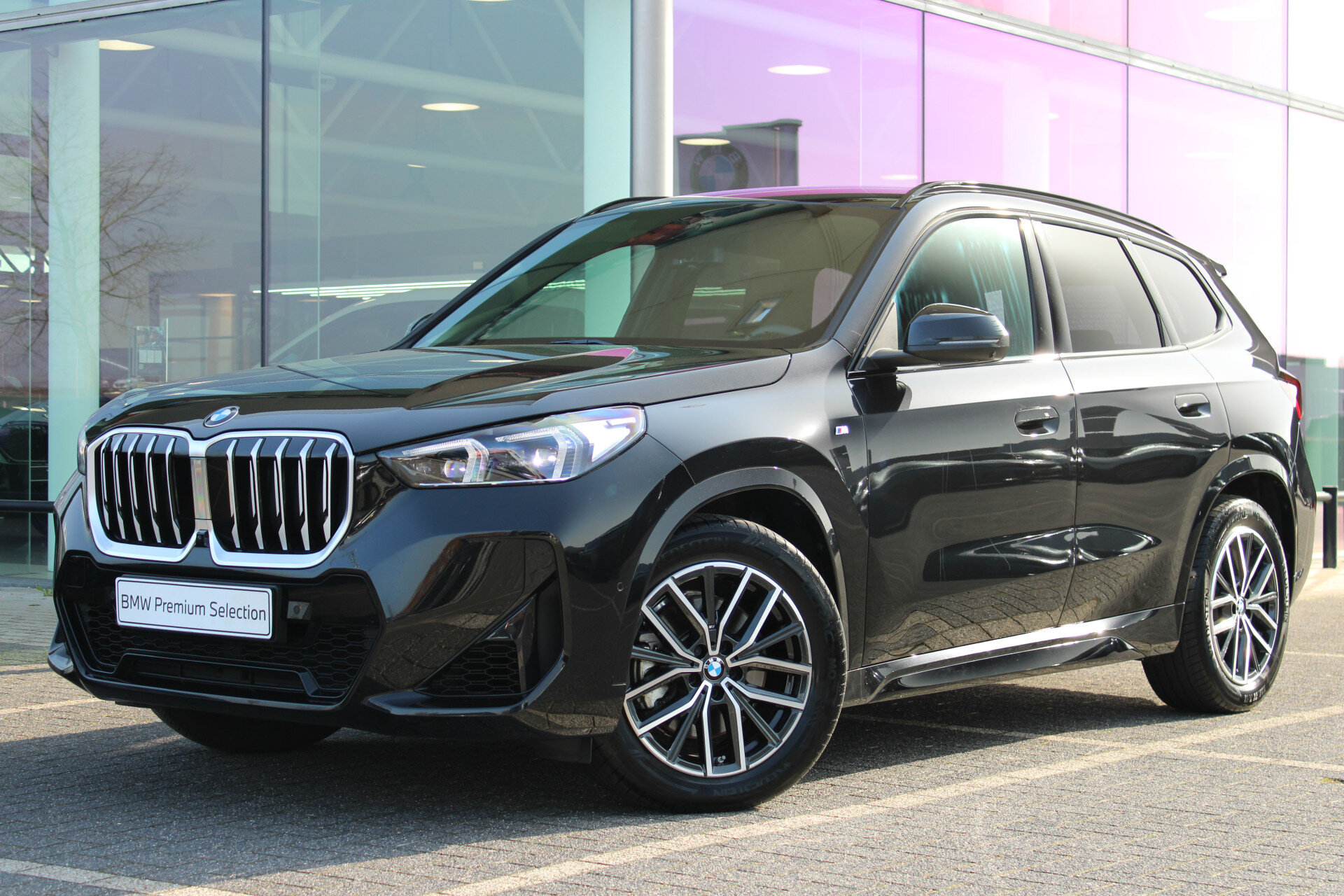 BMW X1 xDrive23i High Executive M Sport Automaat