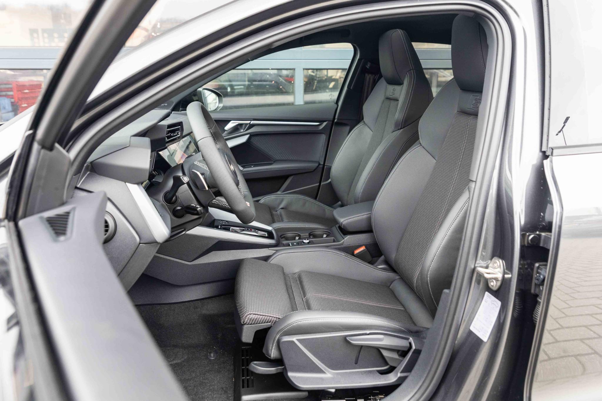 Audi A3 Limousine 35 TFSI 150pk S Edition - Afbeelding 4