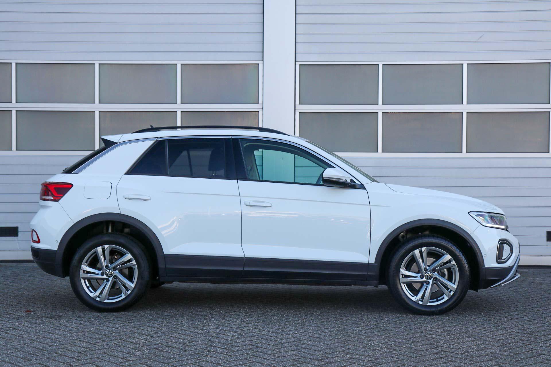 Volkswagen T-Roc 1.0 TSI 110pk Life 75 Edition - Afbeelding 3