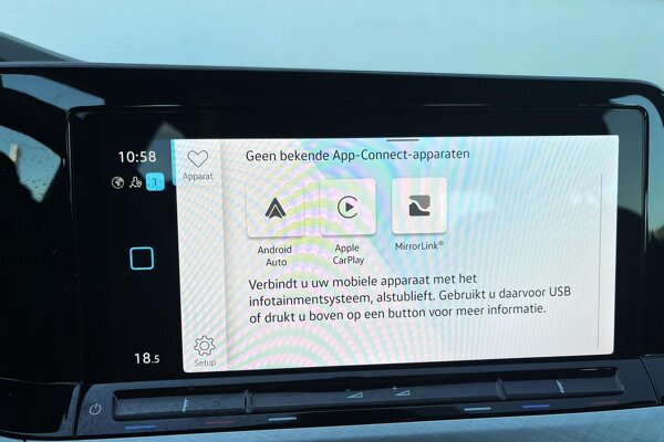 Apple Carplay/Android Auto