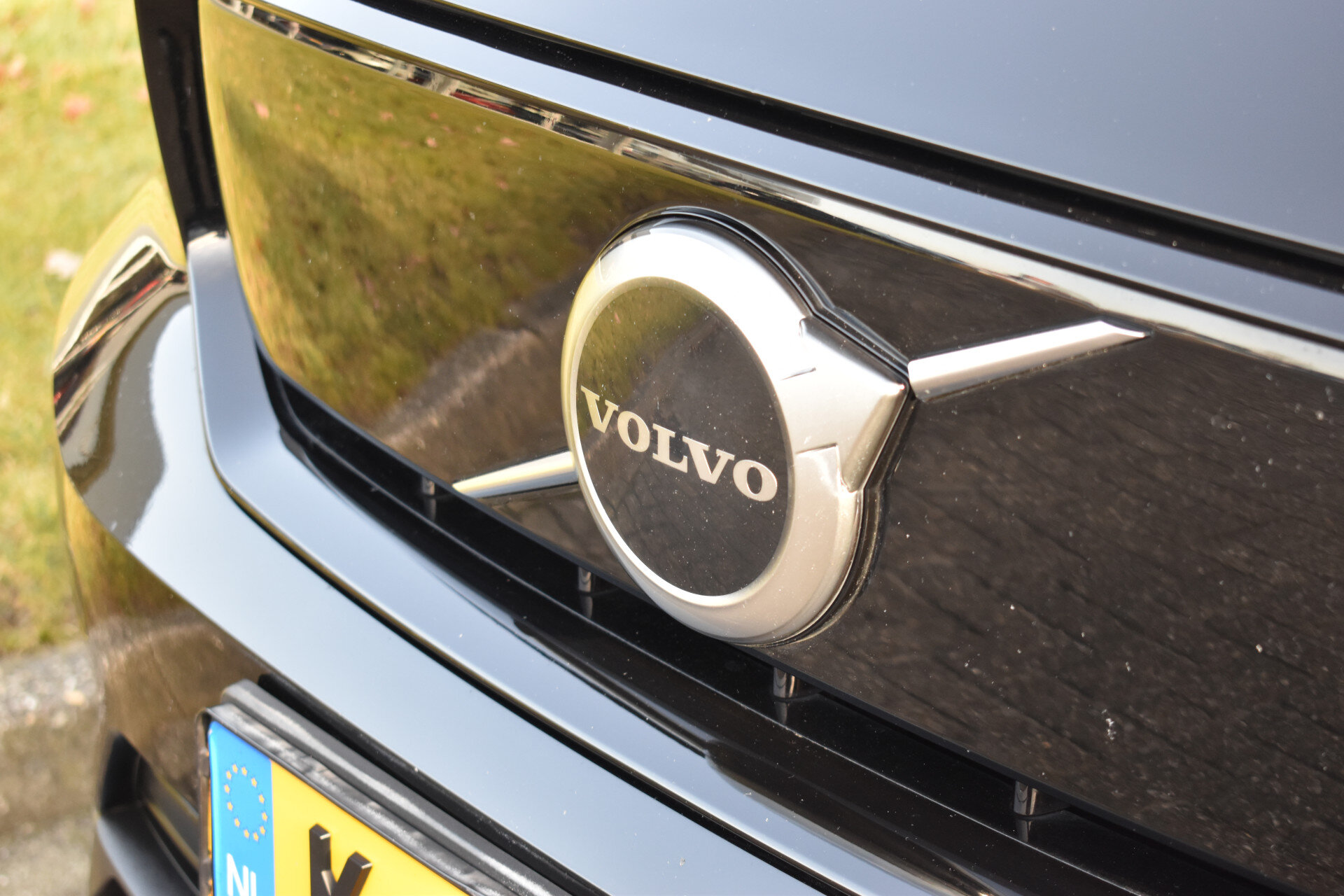 Volvo XC40 Recharge AWD 408PK R-Design - Afbeelding 4