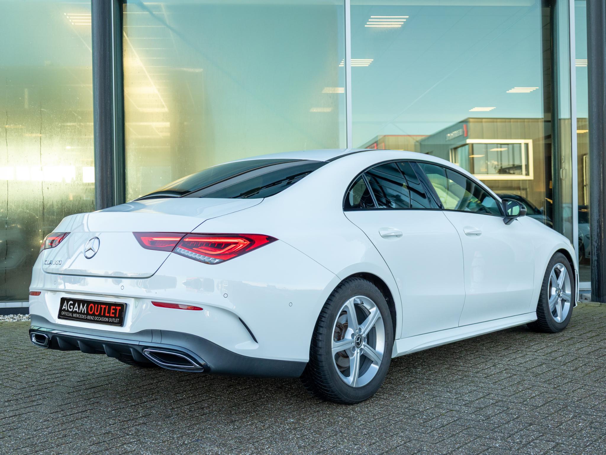 Mercedes-Benz CLA Coupé 180 Advantage - Afbeelding 2