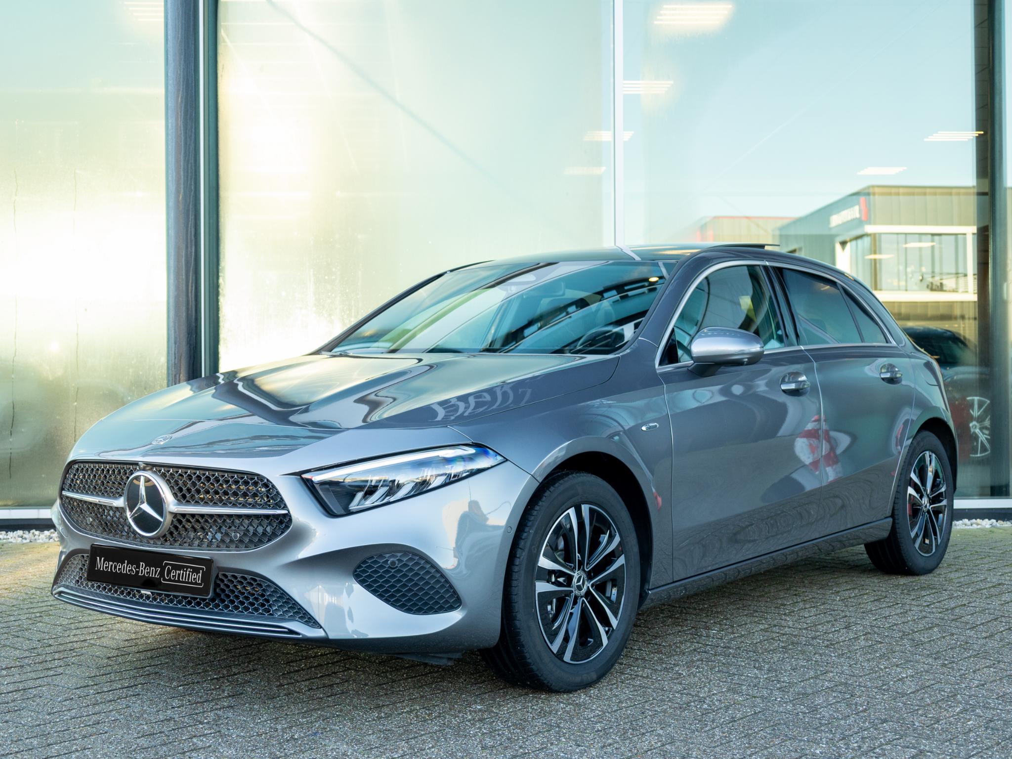 Mercedes-Benz A-Klasse Hatchback 250 e Business Line