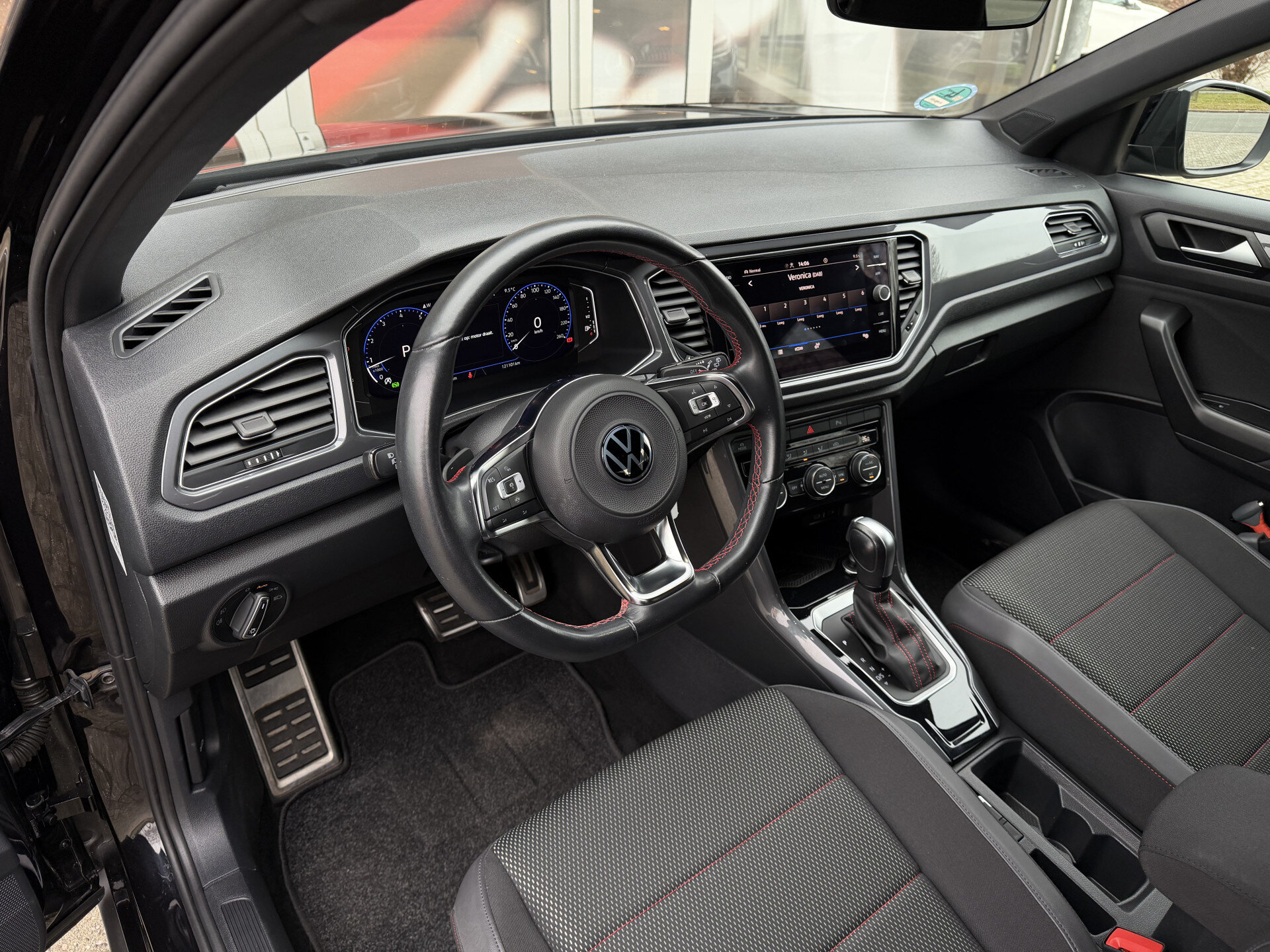 Volkswagen T-Roc 1.5 TSI Sport Automaat - Afbeelding 5