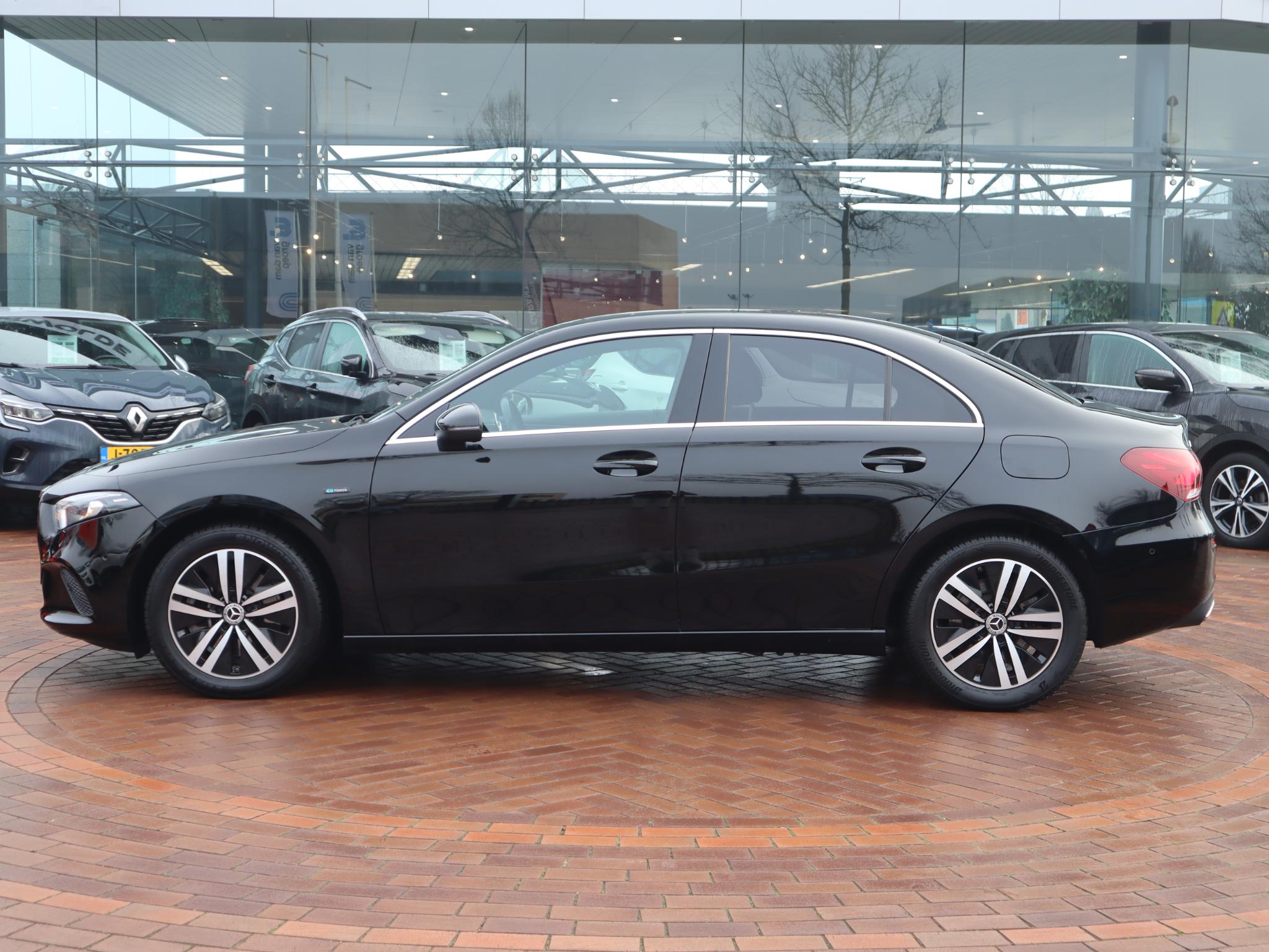 Mercedes-Benz A-Klasse 250 e Business Solution Luxury Limited - Afbeelding 4