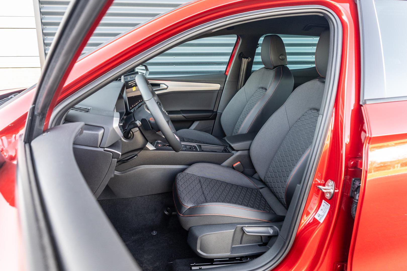 SEAT Leon 1.5 TSI 204pk e-Hybrid FR Business - Afbeelding 4