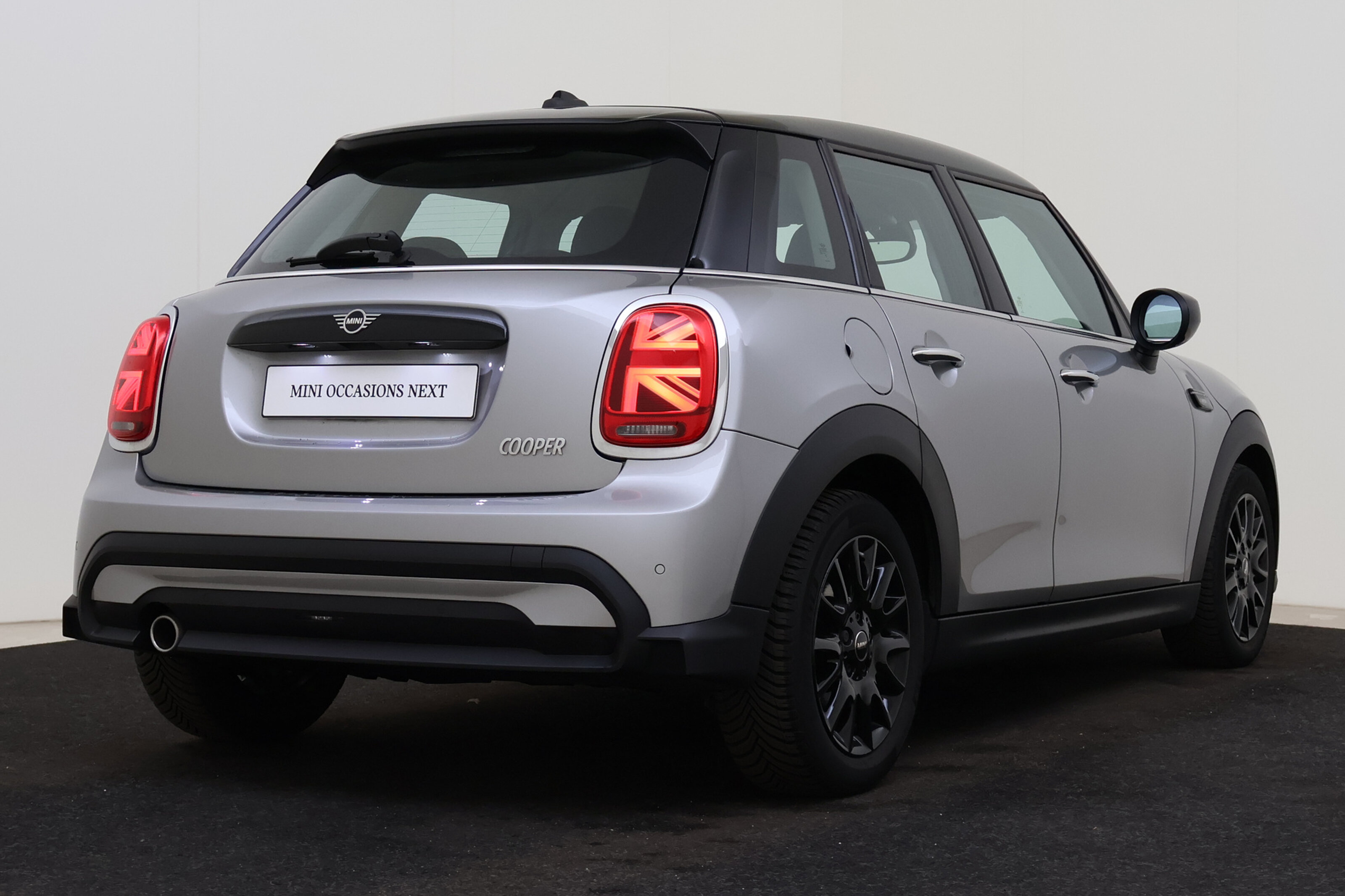 MINI Cooper Hatchback Classic Automaat