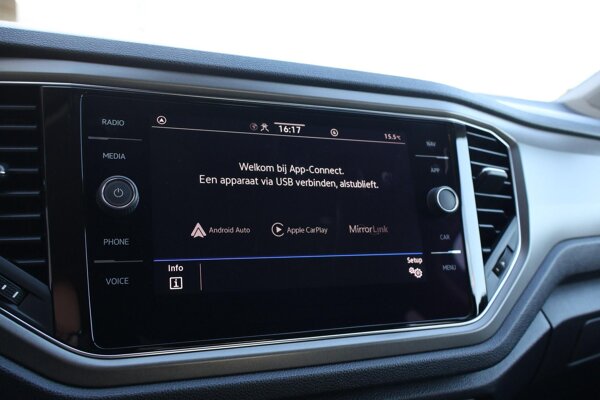 Apple Carplay/Android Auto