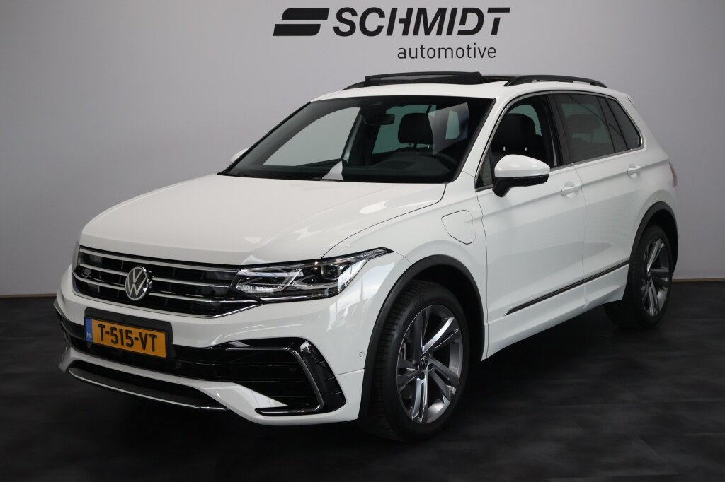 Volkswagen Tiguan 1.4 TSI eHybrid R Business+ | Panoramdak | Trekhaak | Head Up