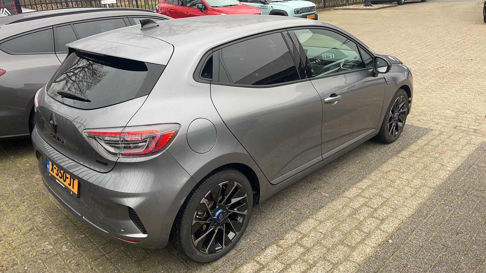 Renault Clio E-Tech full hybrid 145 esprit Alpine - Afbeelding 4