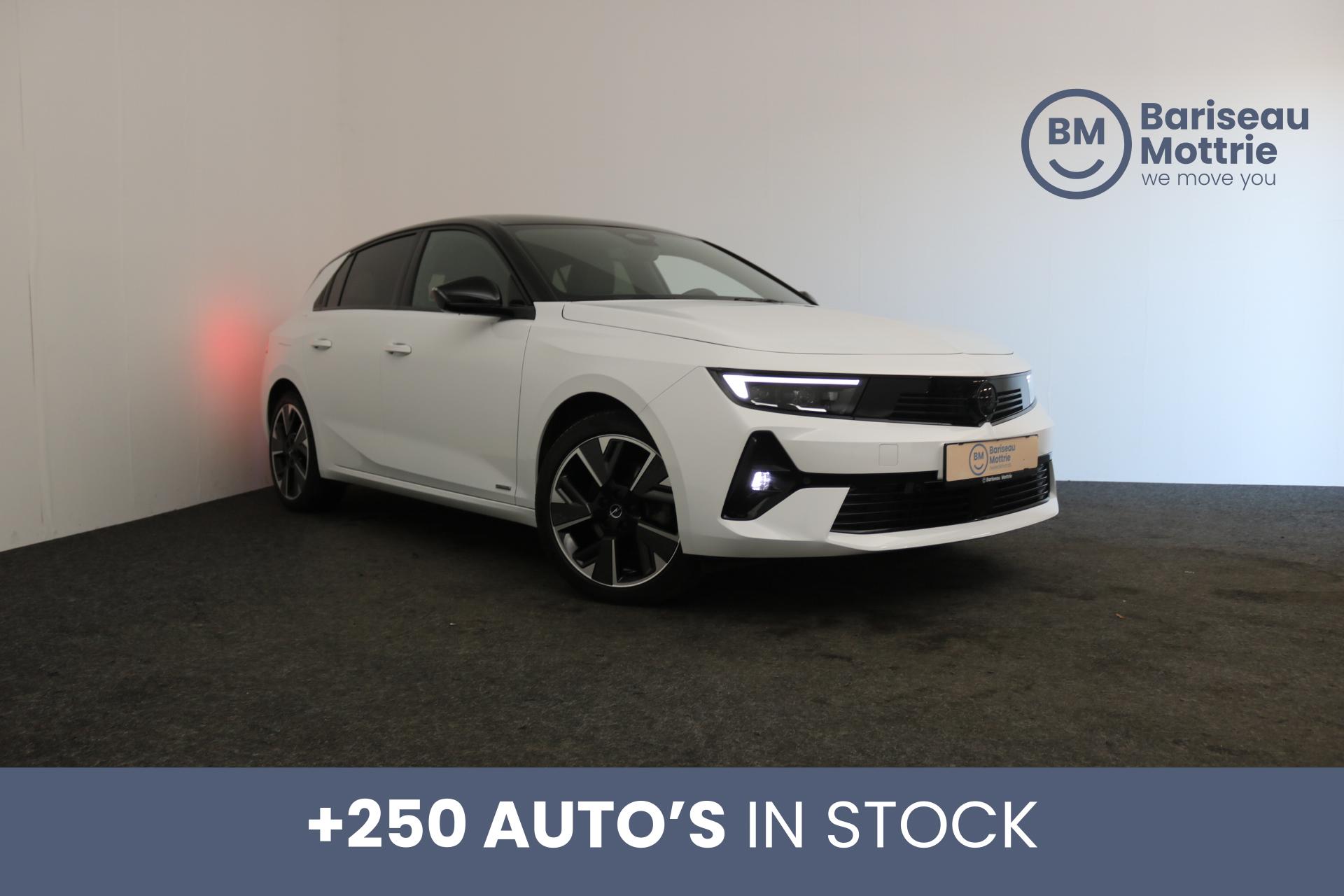 Opel Astra Electric ULTIMATE *ALCANTARA*OPEN DAK*STUUR ZETELVERWARMING*DAB*GPS*CARPLAY*