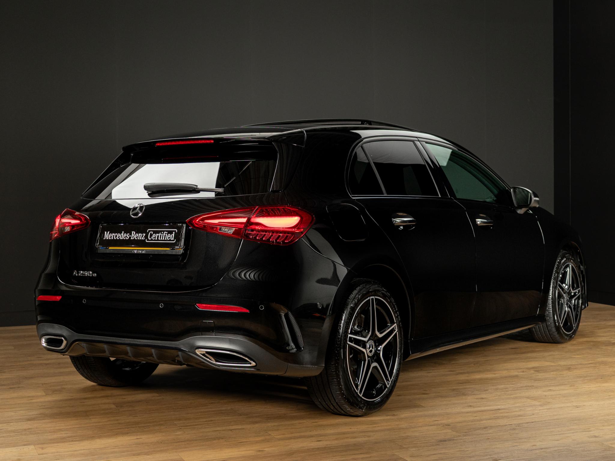 Mercedes-Benz A-Klasse Hatchback 250 e AMG Line - Afbeelding 2