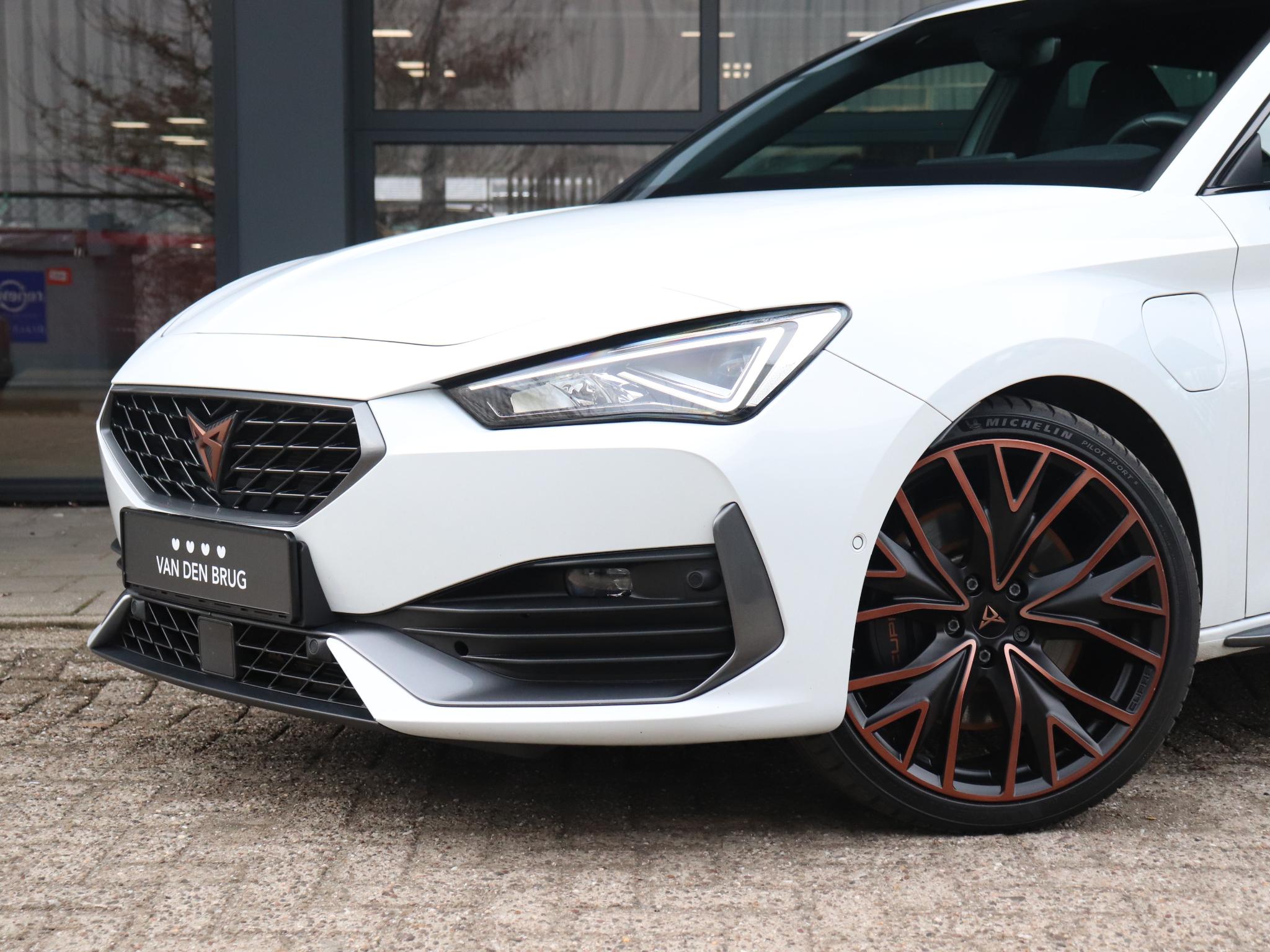 CUPRA Leon Sportstourer 1.4 e-Hybrid VZ 245PK - Afbeelding 2