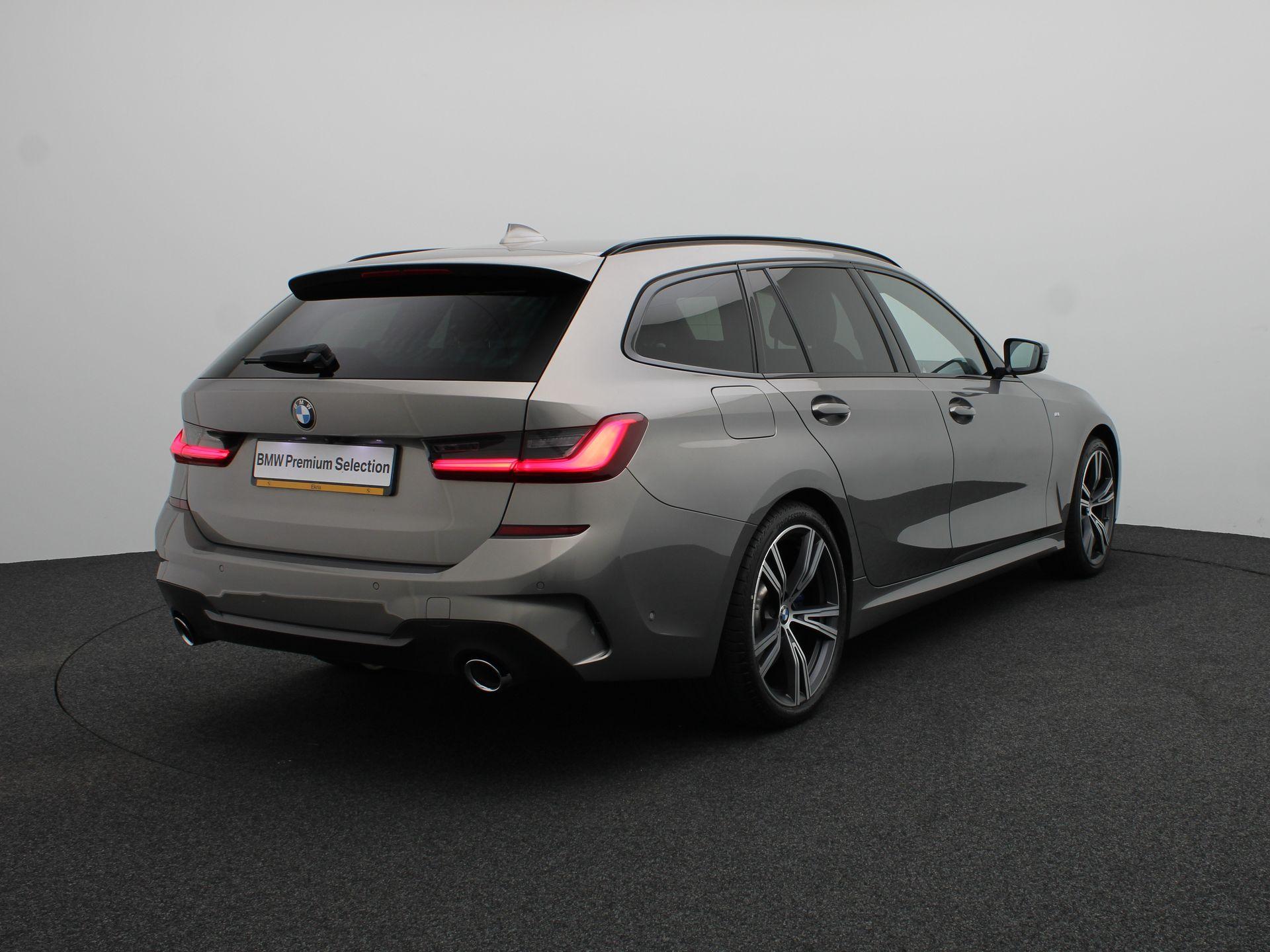 BMW 3 Serie Touring 330e - Afbeelding 2