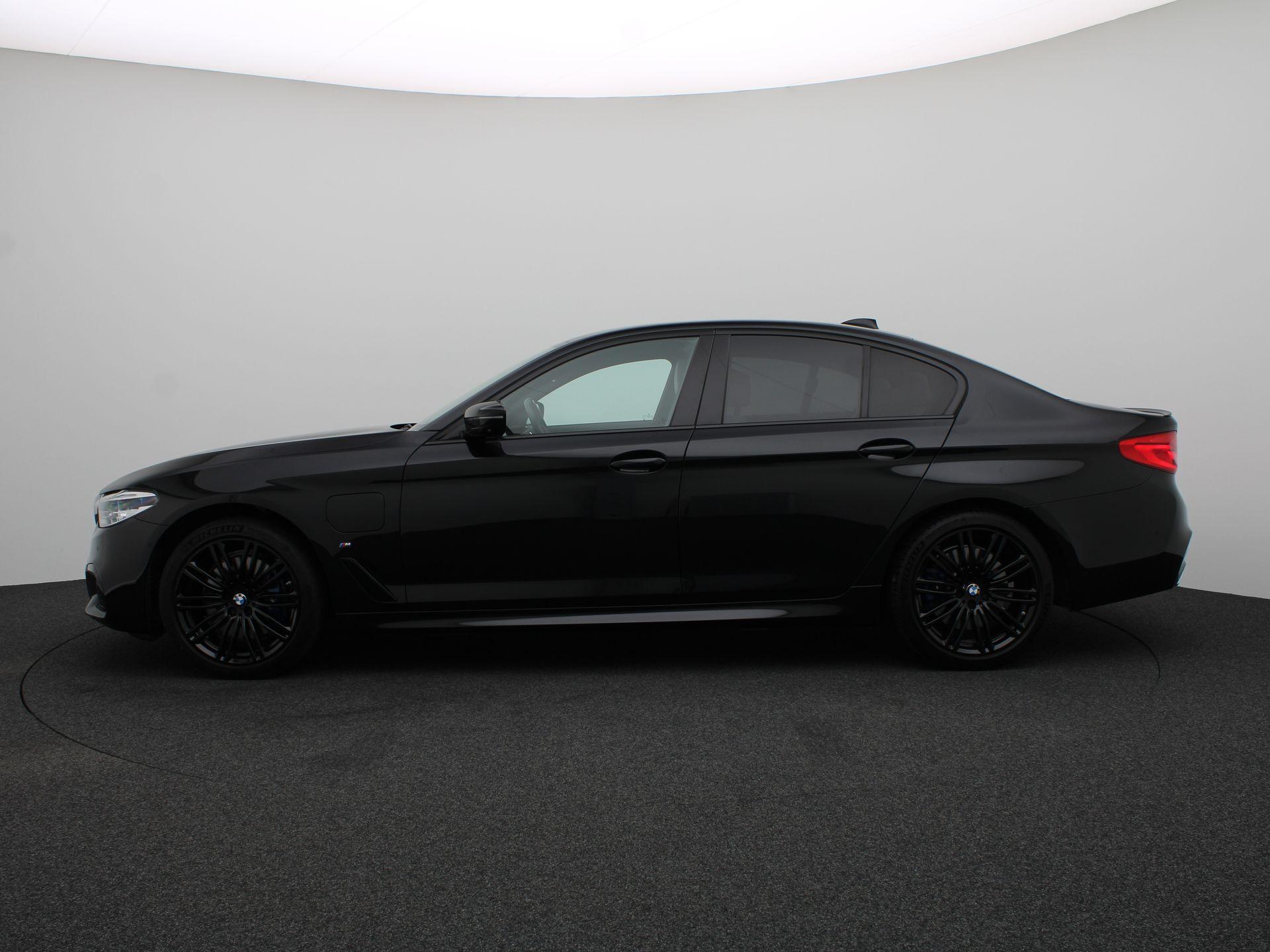 BMW 5 Serie Sedan 530e - Afbeelding 4