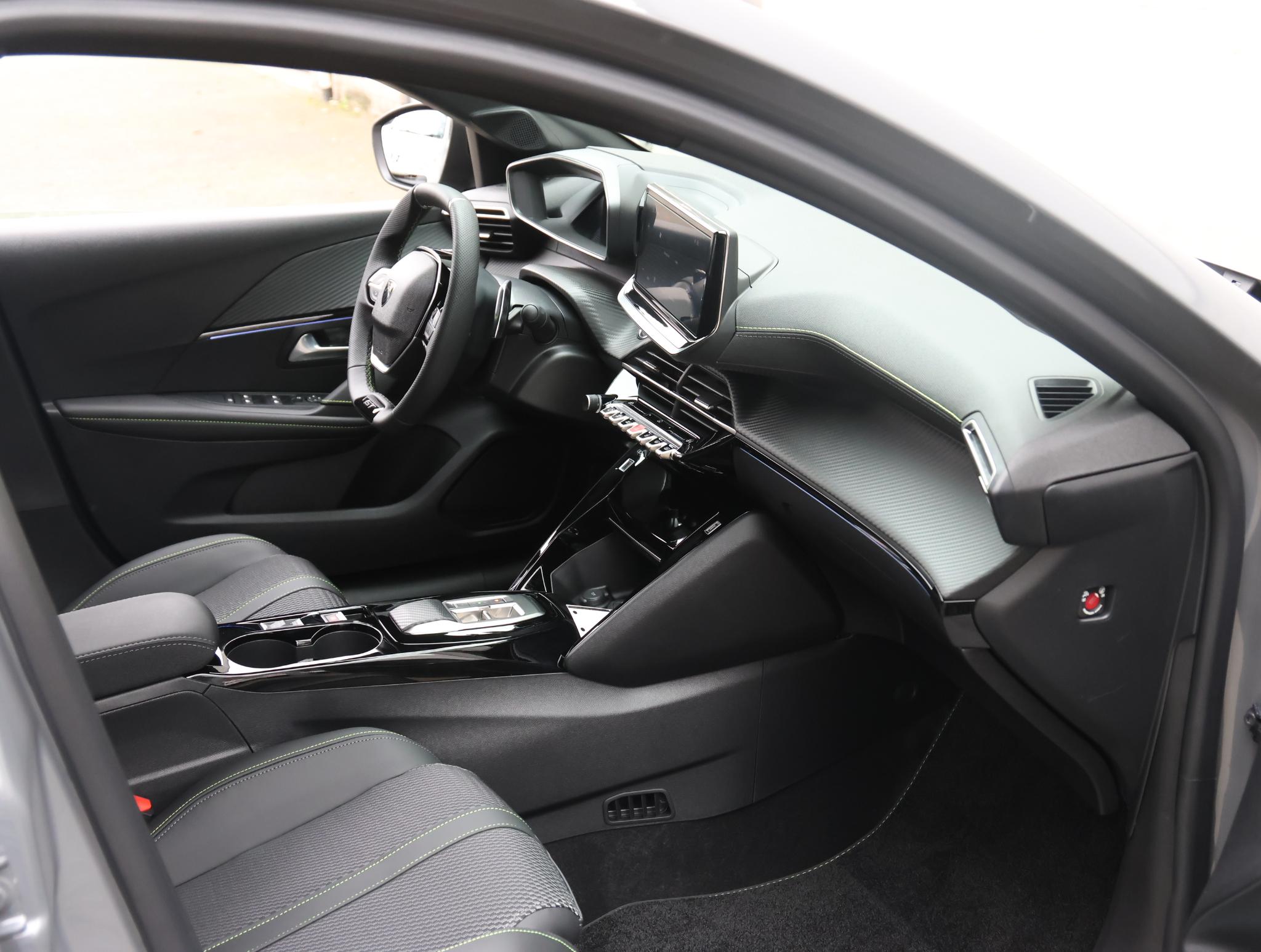 Peugeot 208 Hybrid 110PK e-DCS6 GT - Afbeelding 4