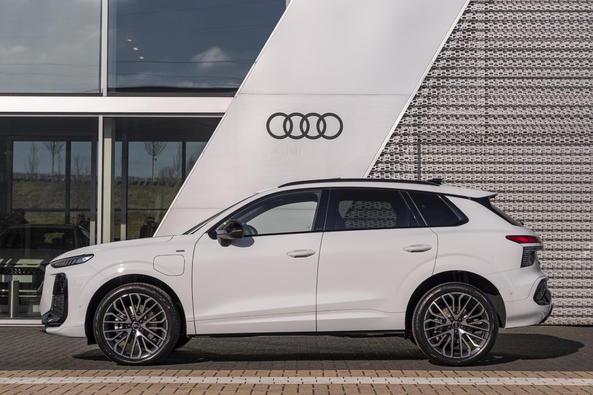 Audi Q3 S edition e-hybrid 200 kW / 272 PK Hatchback 6 ver - Afbeelding 3