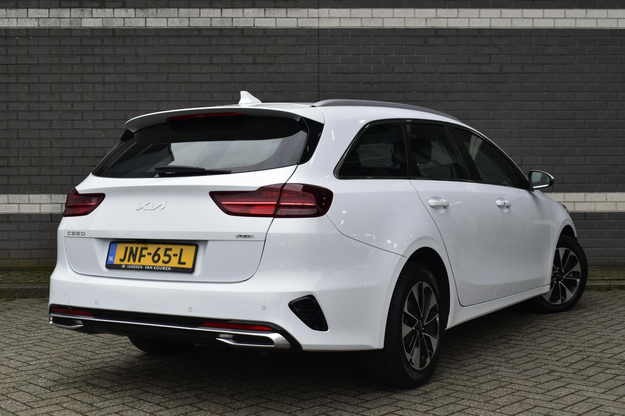 Kia Ceed Sportswagon 1.6 GDI PHEV DynamicLine - Afbeelding 3