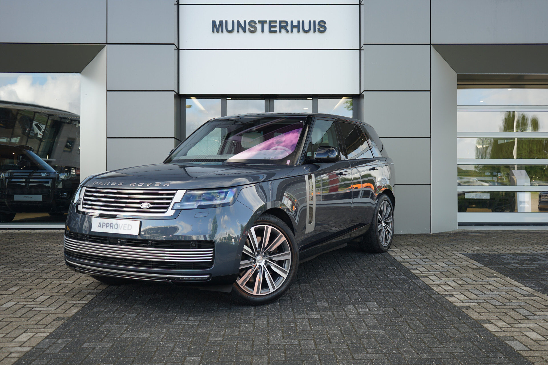 Land Rover Range Rover 3.0 P510e SV PHEV