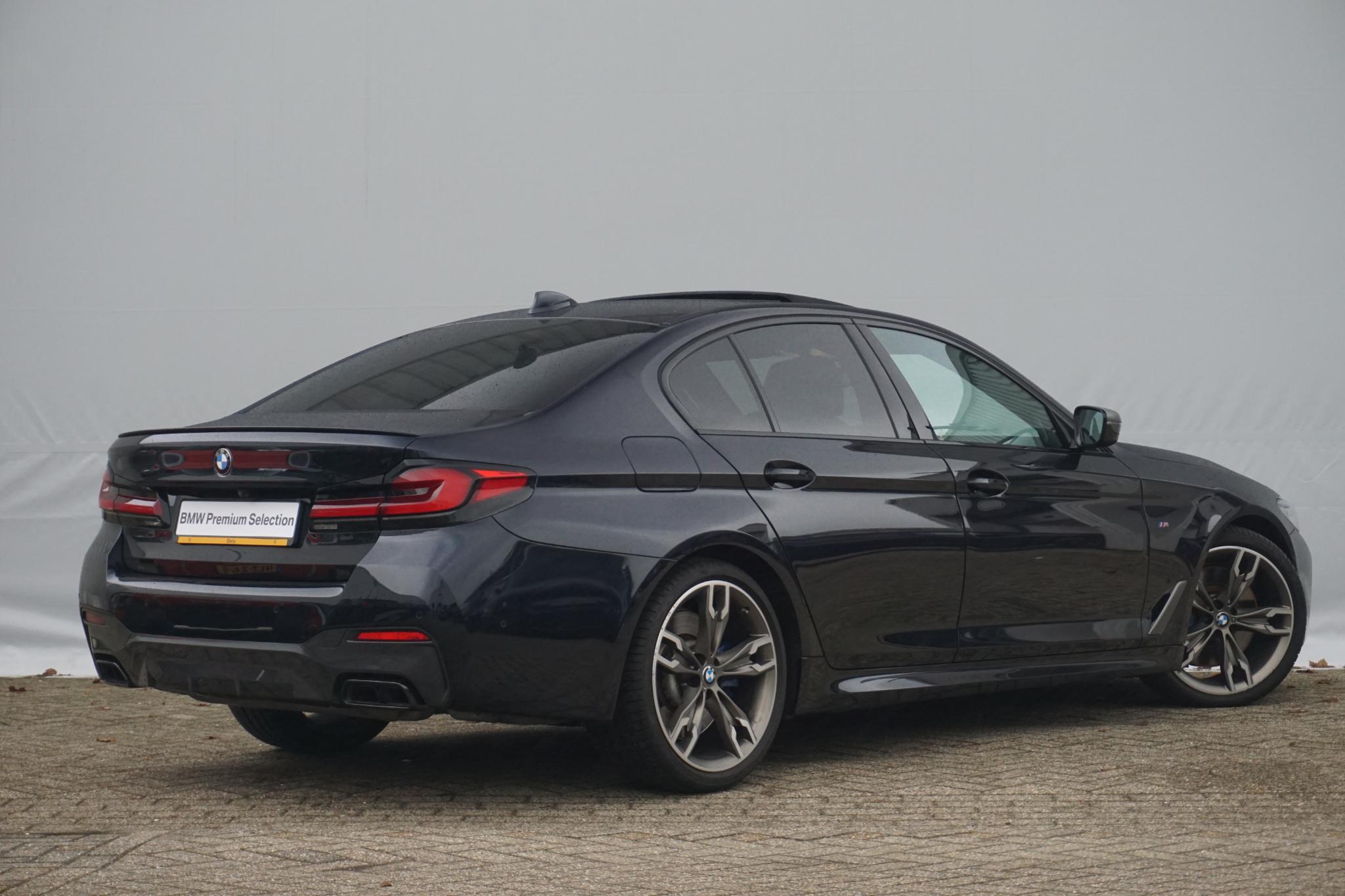 BMW 5 Serie Sedan M550i xDrive - Afbeelding 2