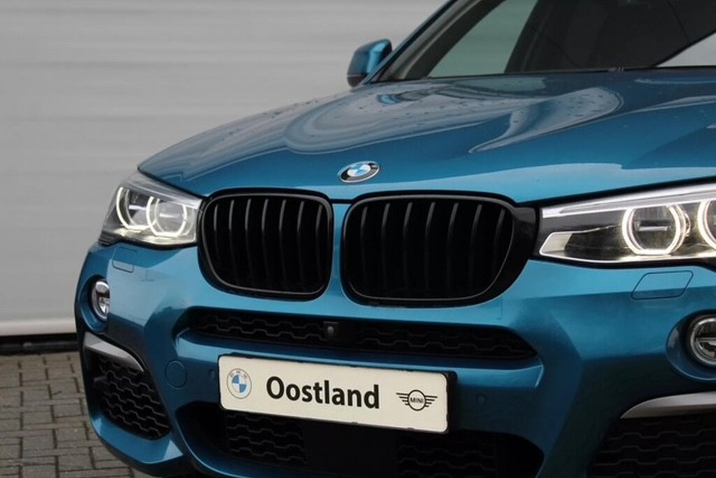 BMW X4 10