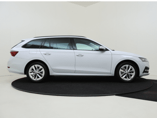 Skoda Octavia Combi 1.5 TSI MHEV Business Edition Plus - Afbeelding 2