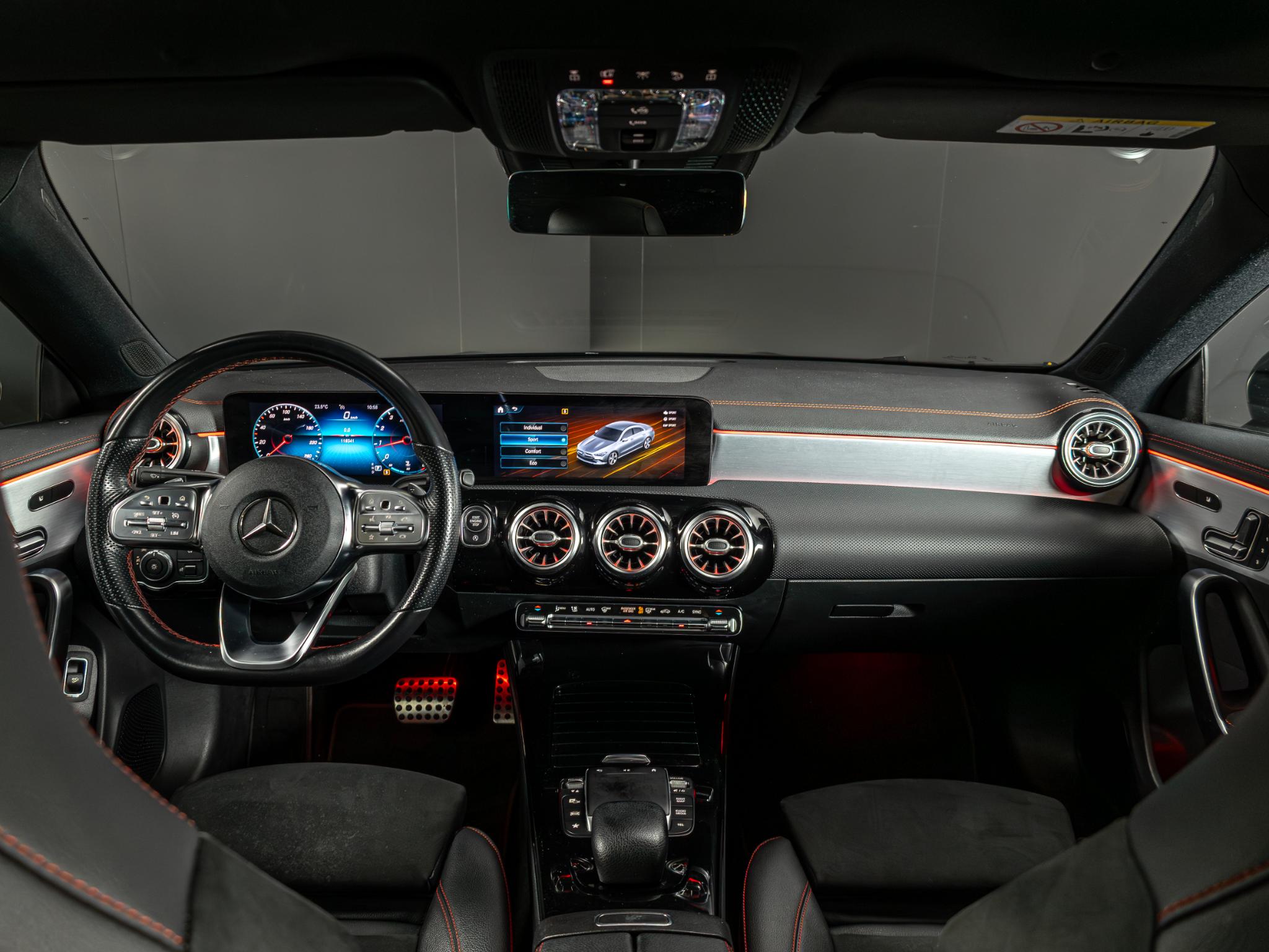 Mercedes-Benz CLA Coupé 200 Business Solution PLUS AMG - Afbeelding 3