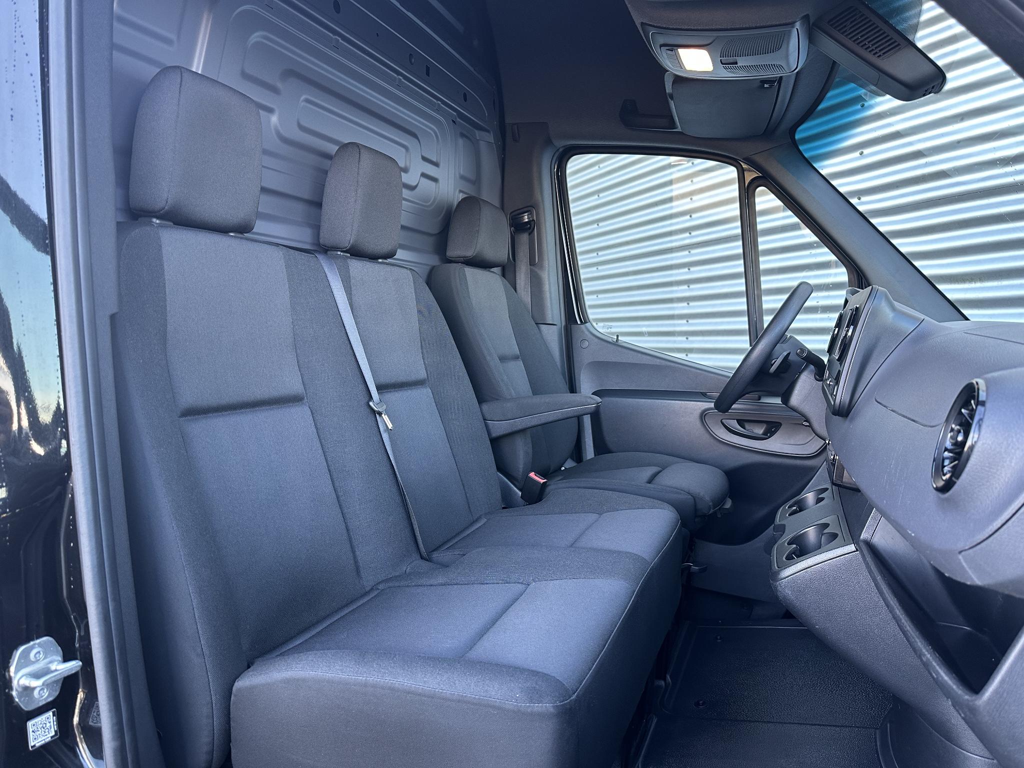 Mercedes-Benz Sprinter 315 CDI  L2H2 Automaat Carplay Navigatie Camera - Afbeelding 3