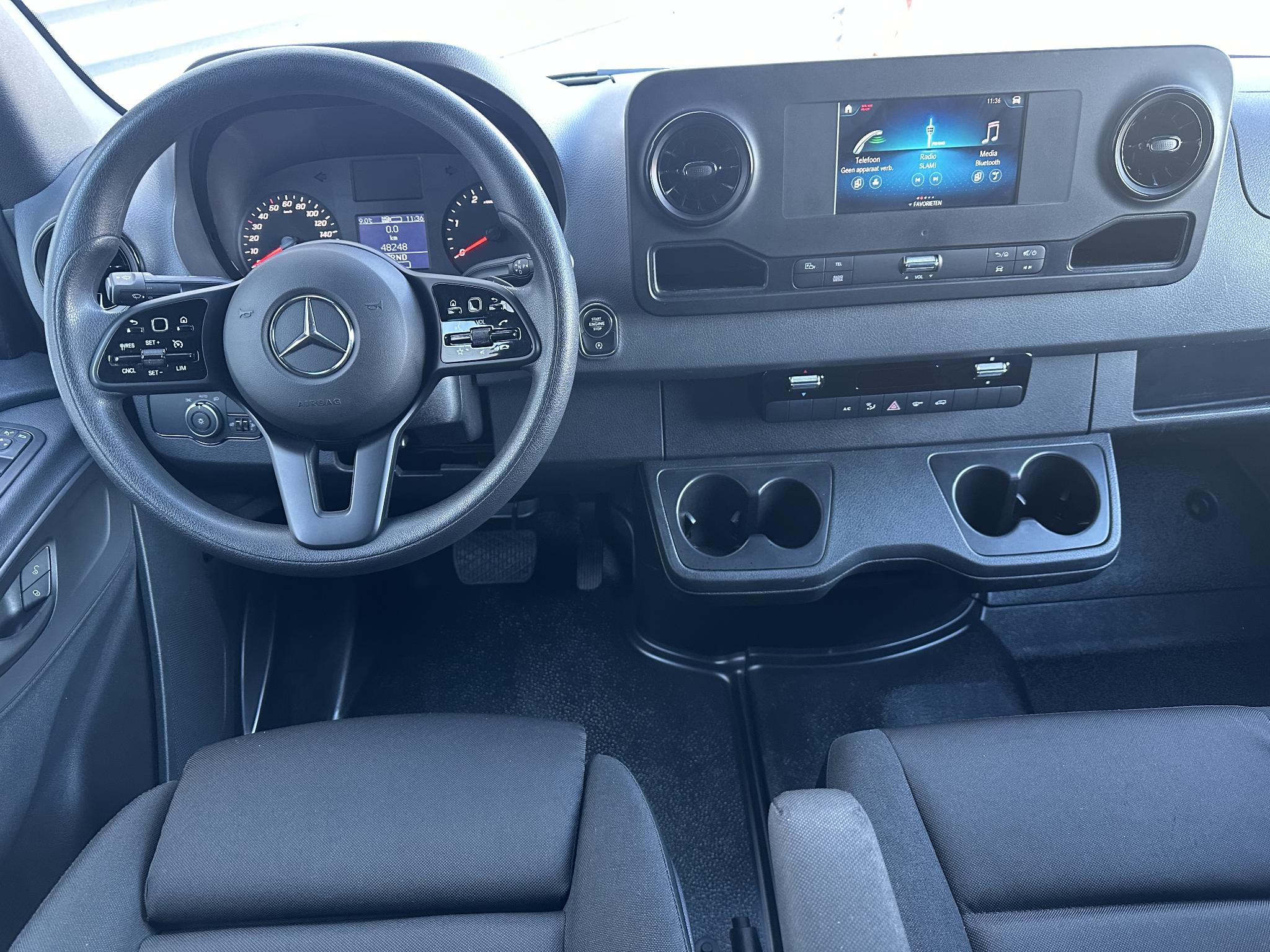 Mercedes-Benz Sprinter 315 CDI  L2H2 Automaat Carplay Navigatie Camera - Afbeelding 5