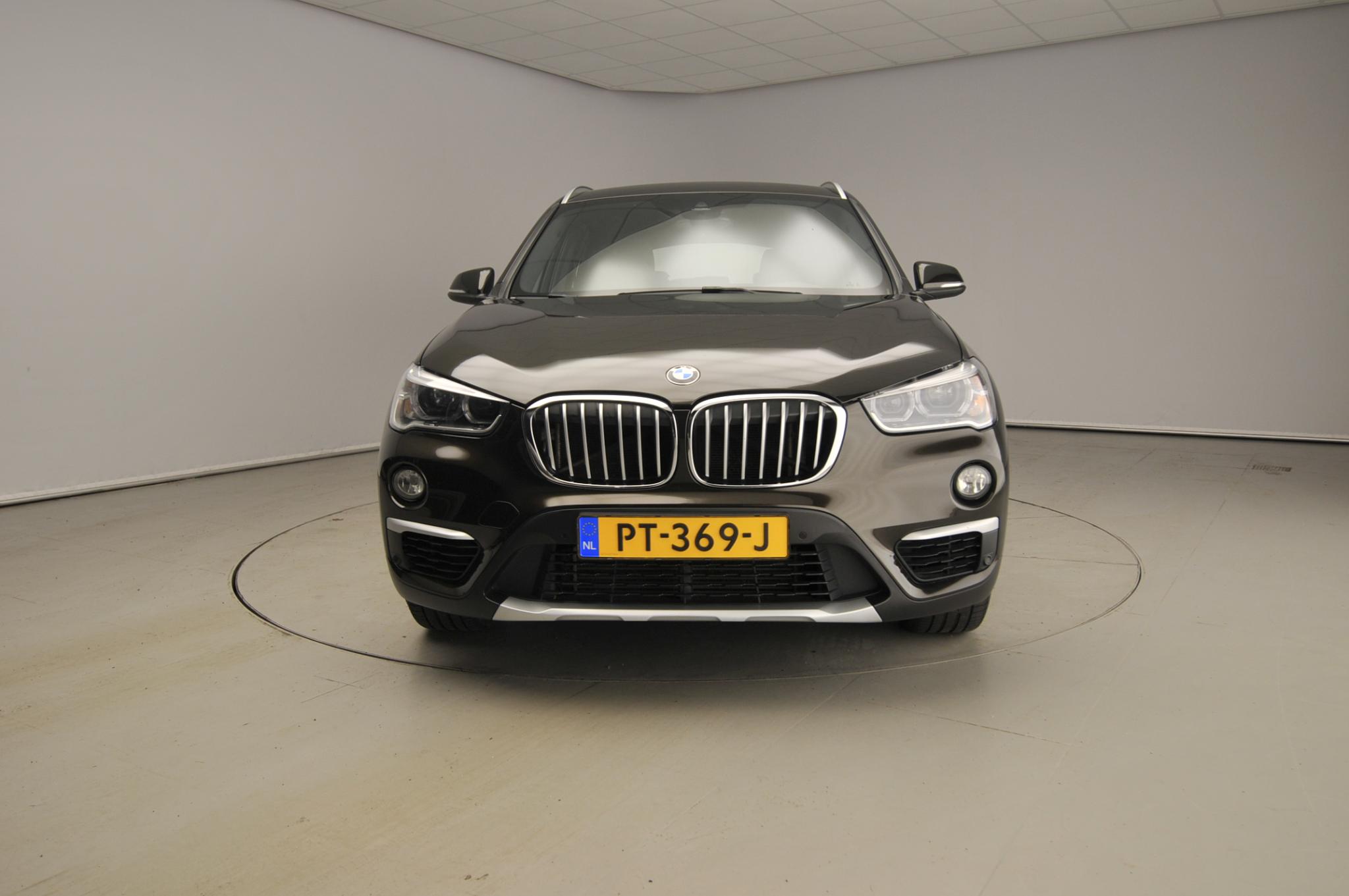 BMW X1 sDrive20i Executive - Afbeelding 5
