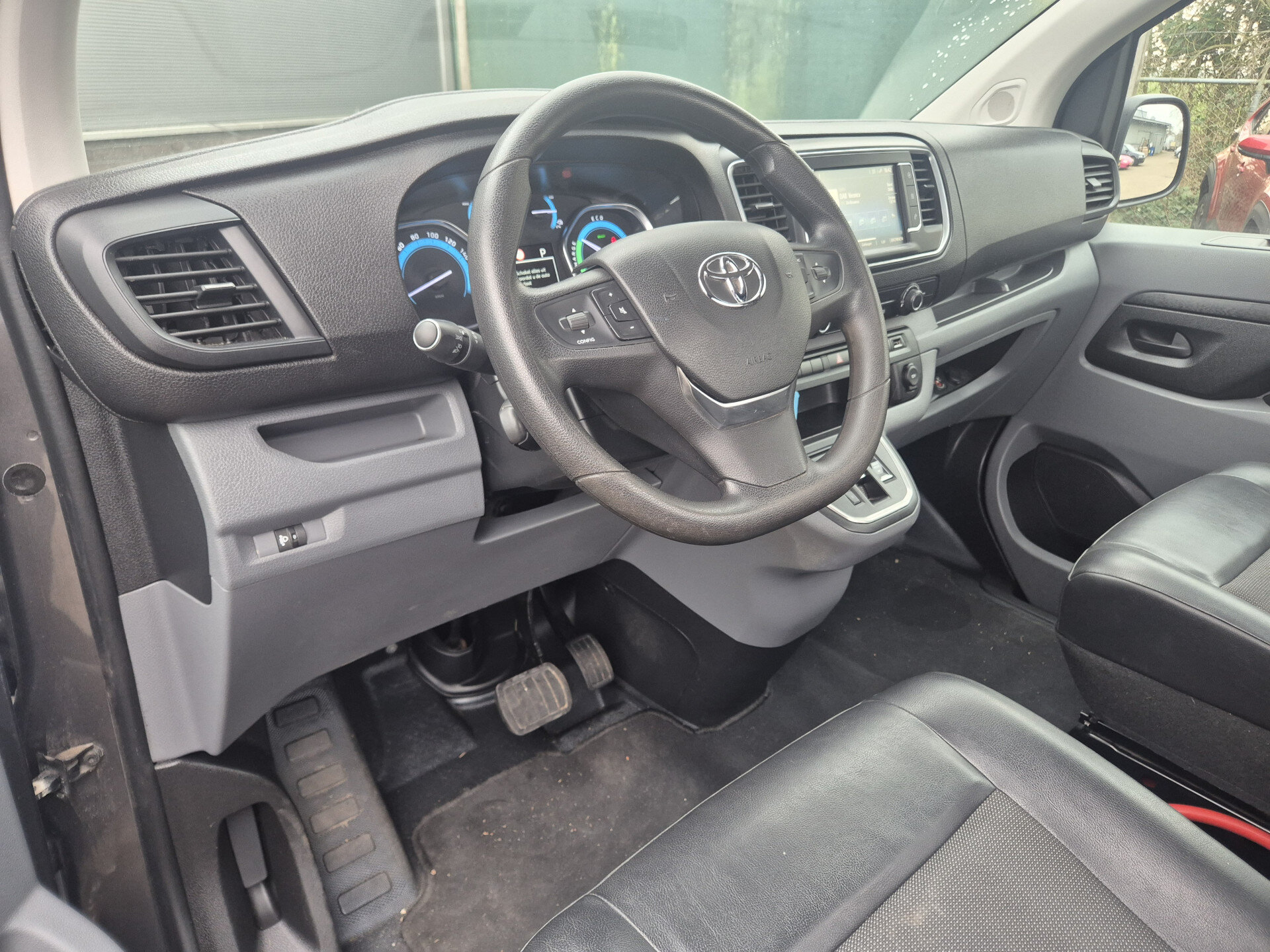 Toyota ProAce Electric Pick-up Extra Range Navigator 75 kWh - Afbeelding 2