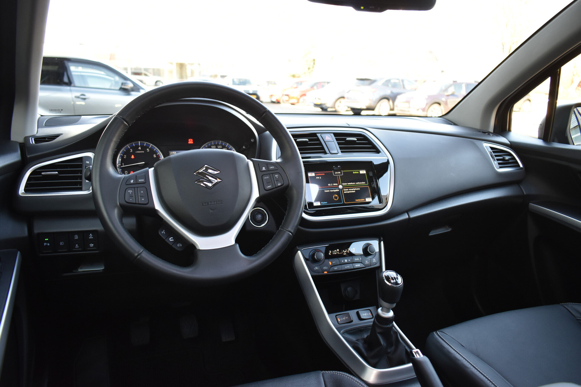 Suzuki S-Cross 1.4 Boosterjet Style Smart Hybrid 130pk - Afbeelding 2