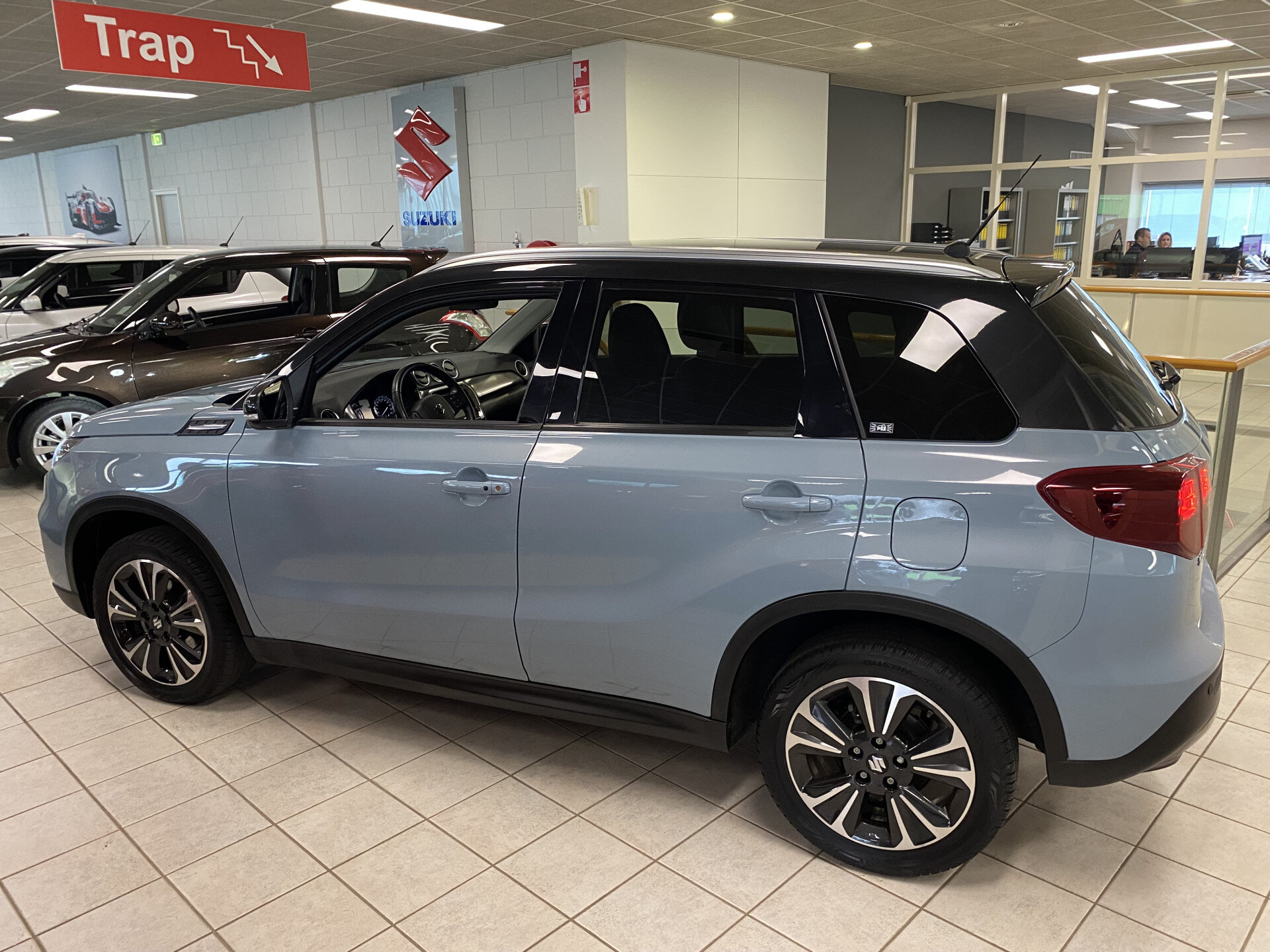 Suzuki Vitara 1.4 Boosterjet Style Smart Hybrid - Afbeelding 2