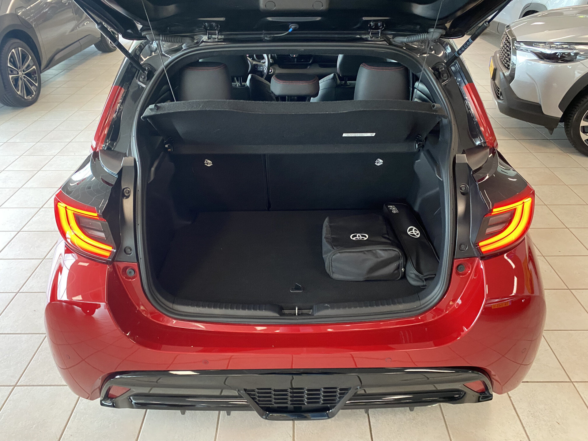 Toyota Yaris 1.5 Hybrid GR Sport - Afbeelding 5