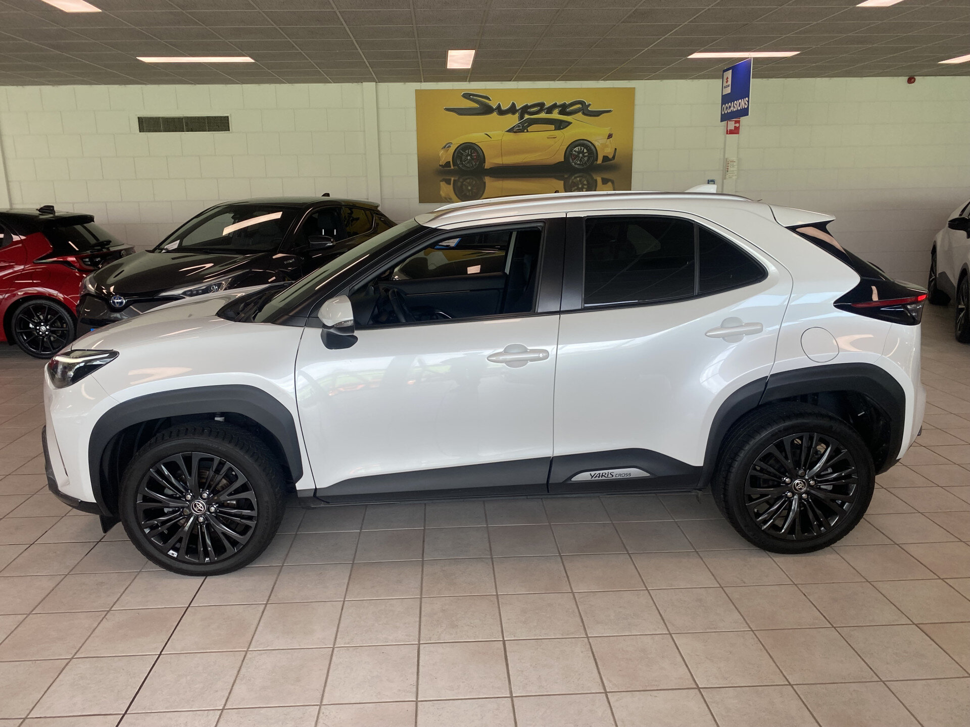 Toyota Yaris Cross 1.5 Hybrid Adventure AWD Limited Automaat 116pk - Afbeelding 2