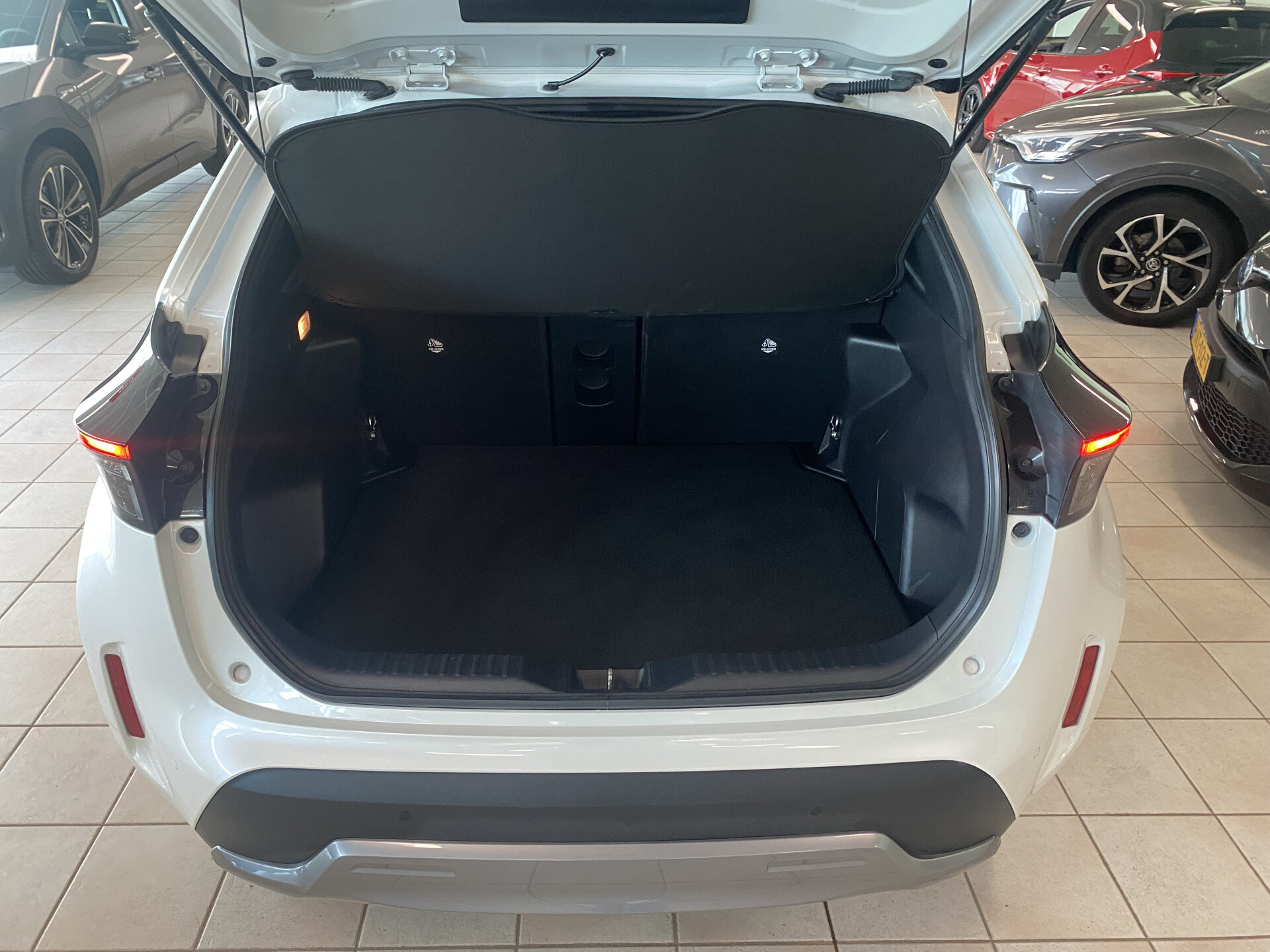 Toyota Yaris Cross 1.5 Hybrid Adventure AWD Limited Automaat 116pk - Afbeelding 5