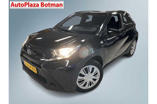 Toyota Aygo X 1.0 VVT-i MT Play