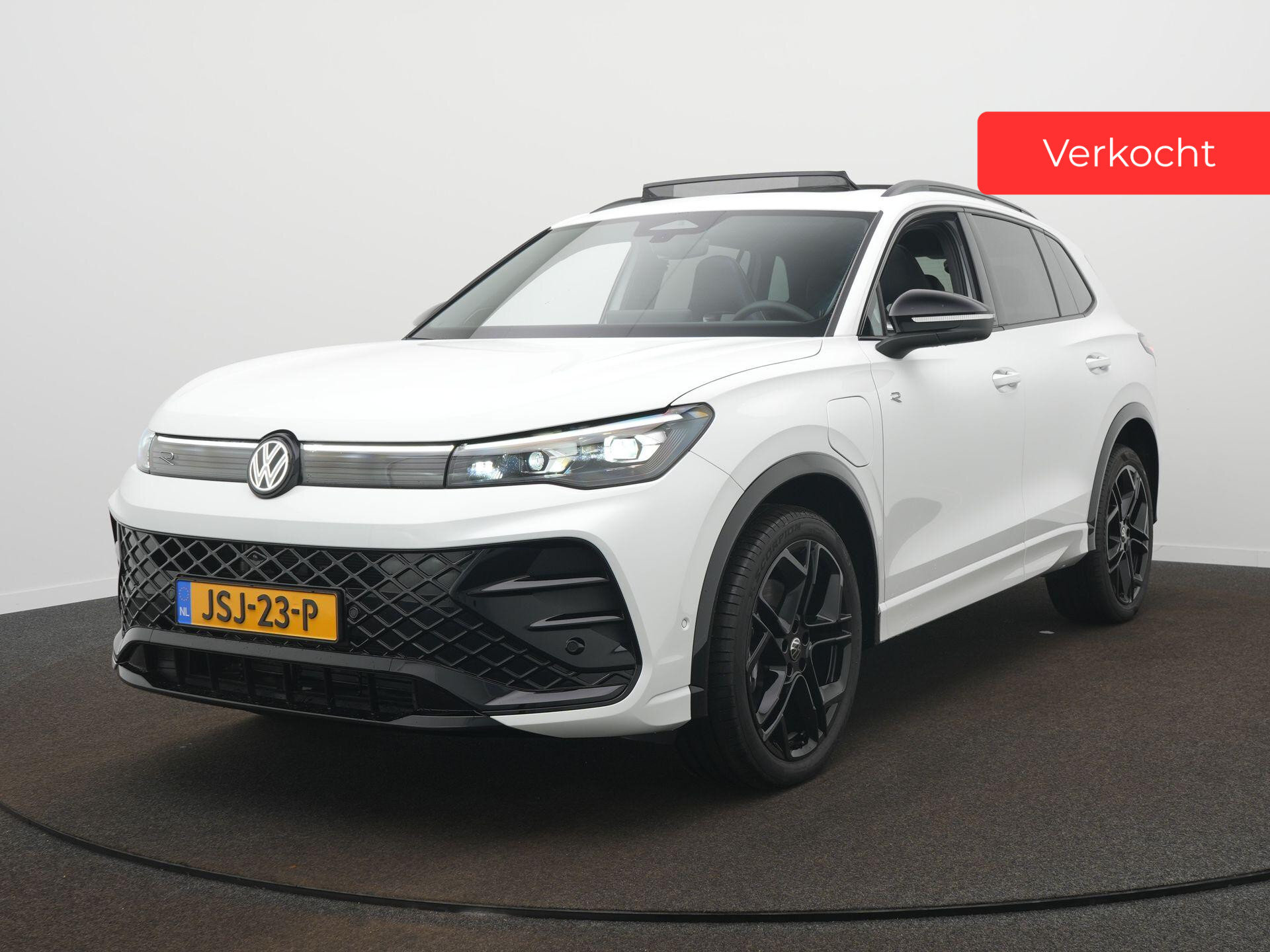 Volkswagen Tiguan R-Line Edition 1.5 eHybrid 200 kW / 272 PK SUV 6 v