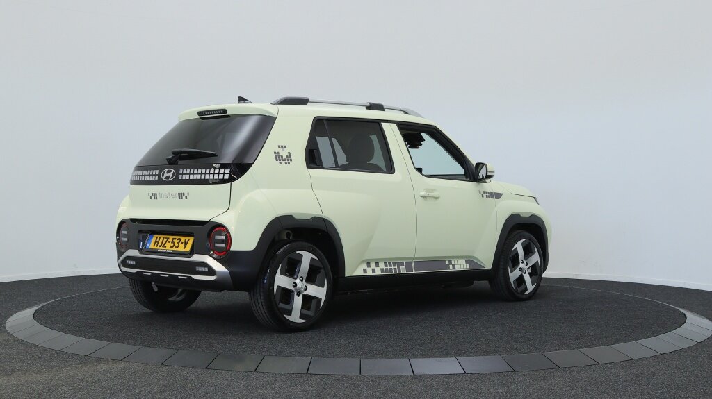 Hyundai Inster Evolve 49 kWh | Private Lease 469 p.m. | - Afbeelding 2