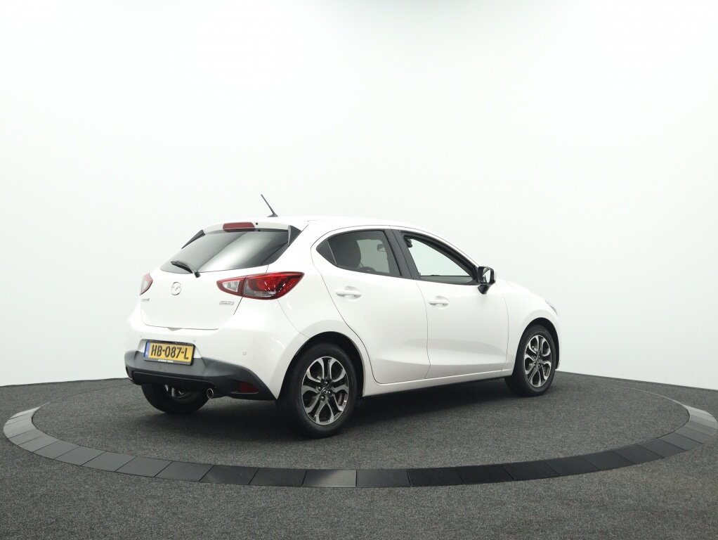 Mazda 2 1.5 Skyactiv-G GT-M | Navigatie | Stoelverwarming | Cruise contr - Afbeelding 2