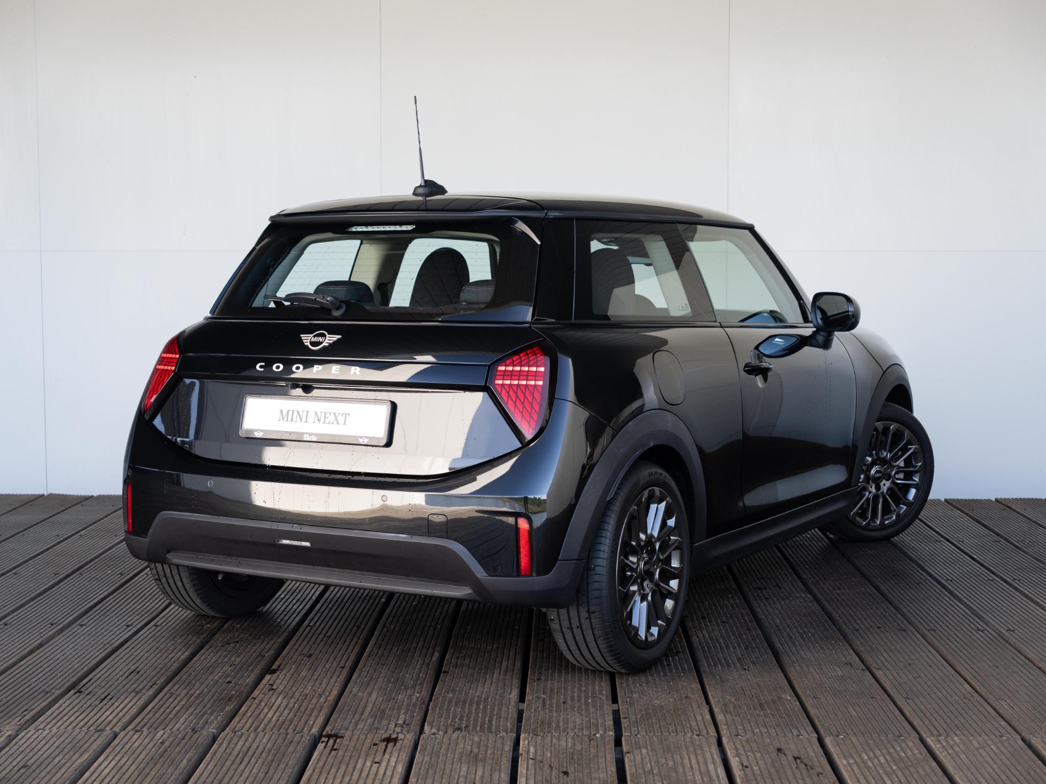 MINI 3-Deurs Cooper C - Afbeelding 2