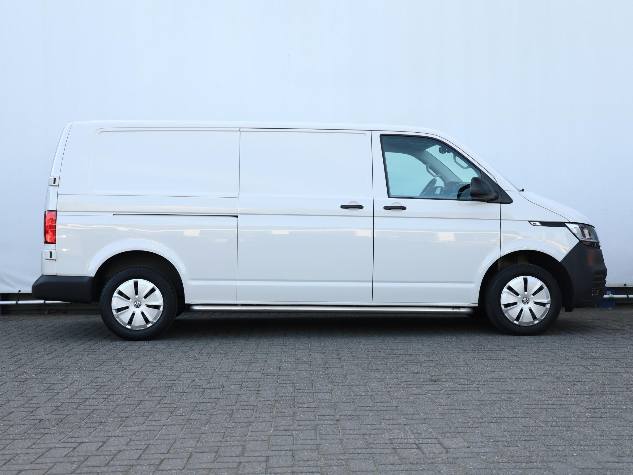 Volkswagen Transporter 2.0 TDI 110 pk L2H1 28 Comfortline - Afbeelding 2
