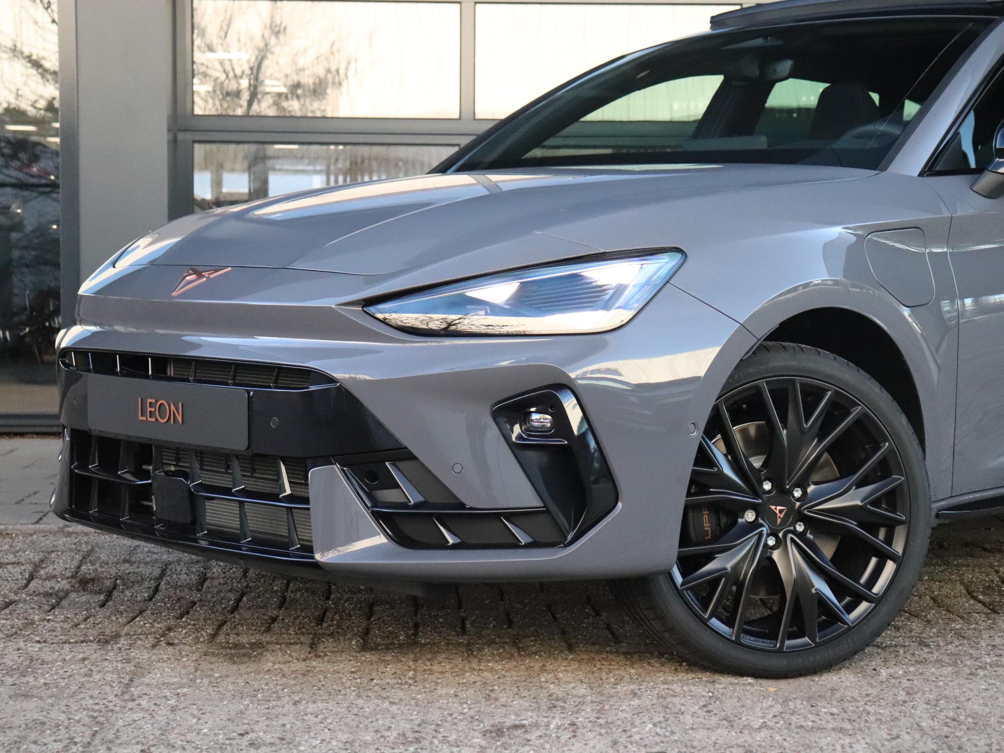 CUPRA Leon 1.5 TSI e-Hybrid VZ 272PK - Afbeelding 2