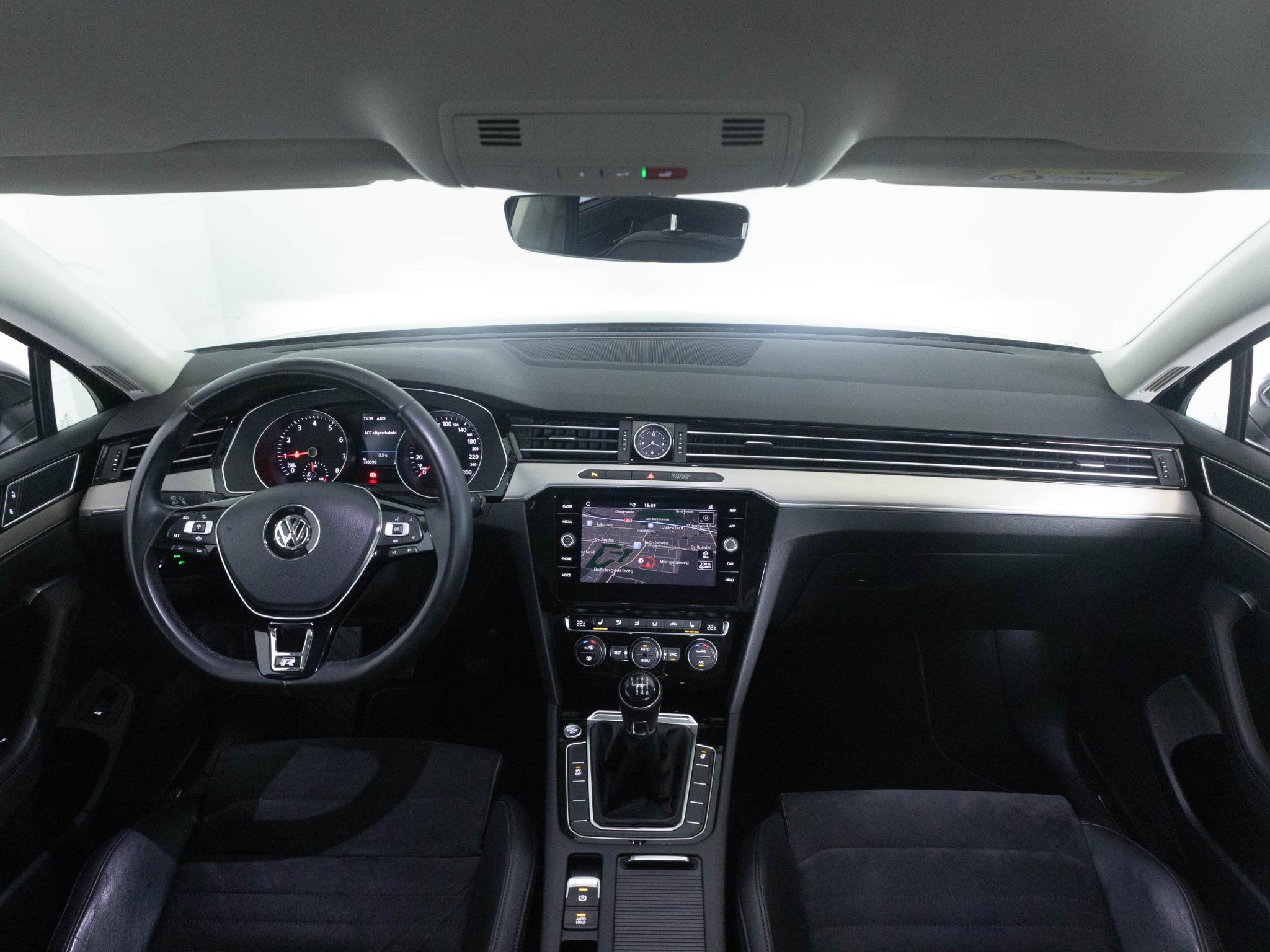 Volkswagen Passat Variant R-Line 1.5 TSI 150 PK - Afbeelding 5