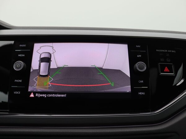 Achteruitrijcamera (Rear View) Achteruitrijcamera (Rear View)